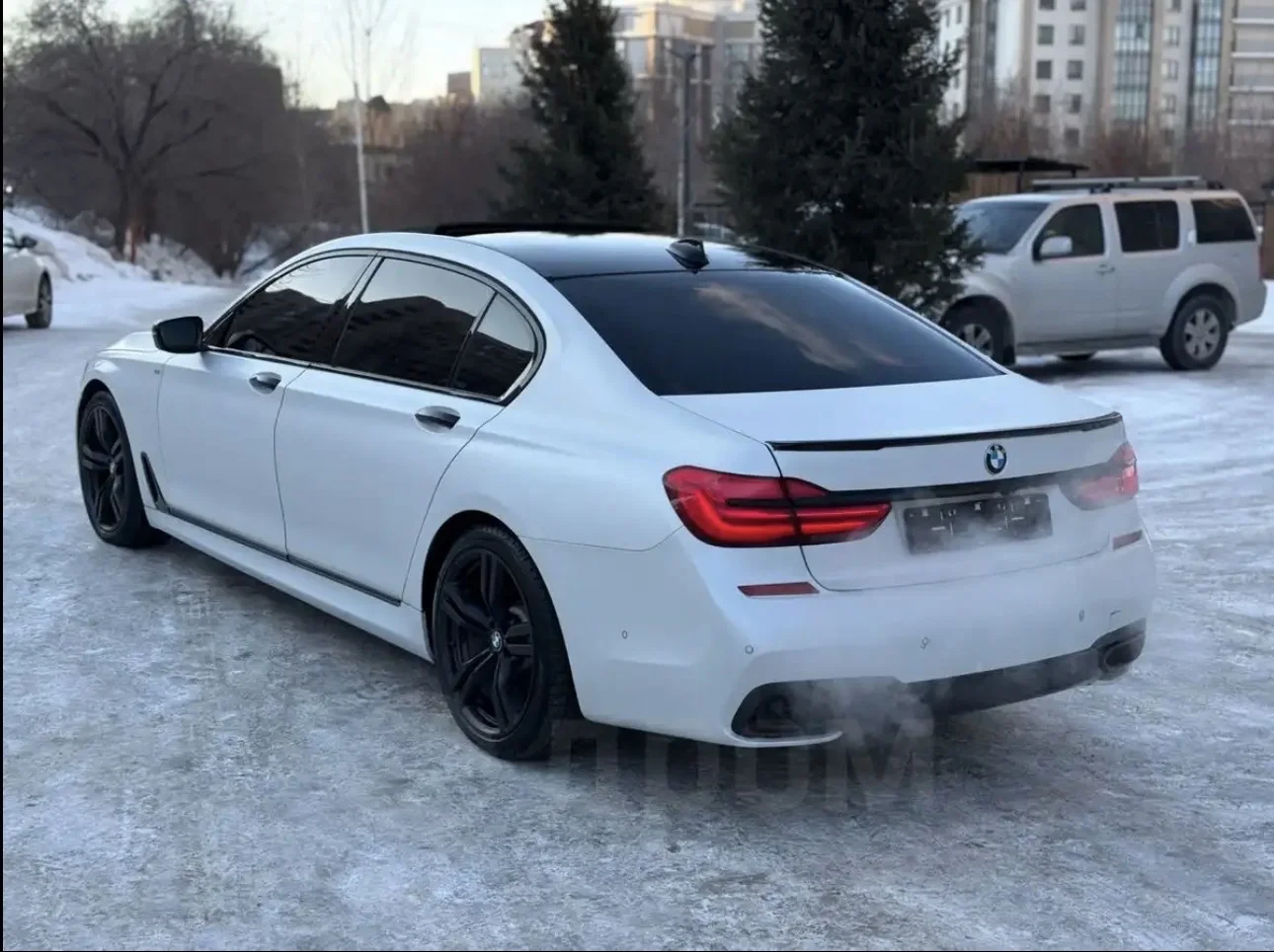 BMW 750LI - миниатюра 7