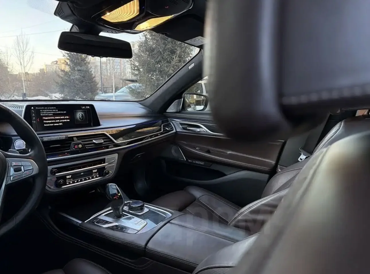 BMW 750LI - миниатюра 14