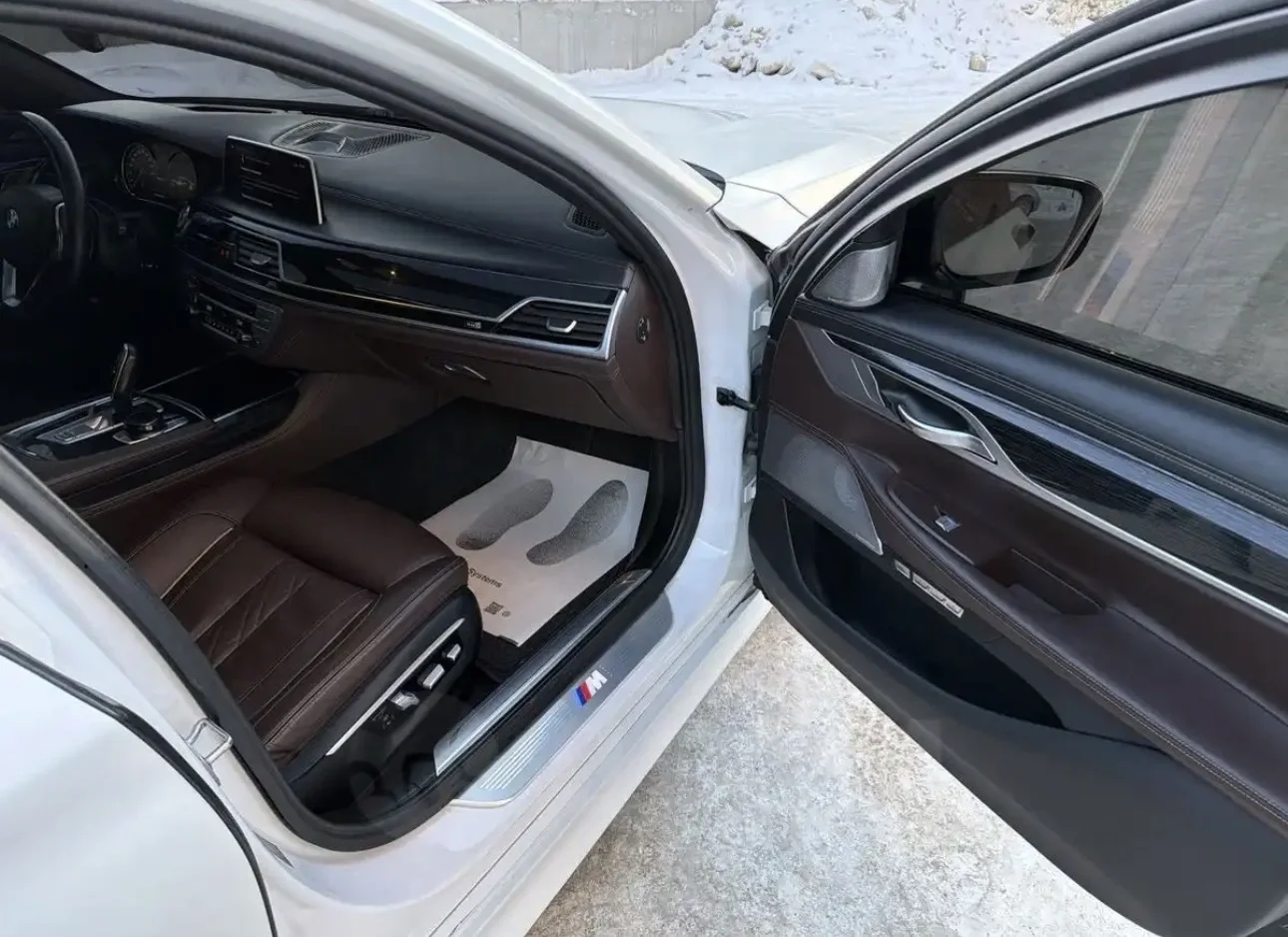 BMW 750LI - миниатюра 18