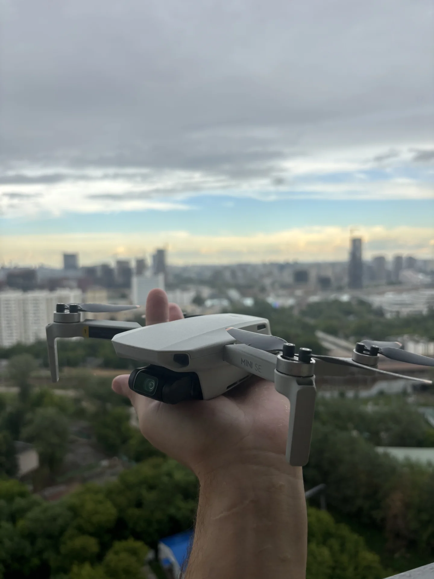 Дрон DJI Mini SE Fly More Combi