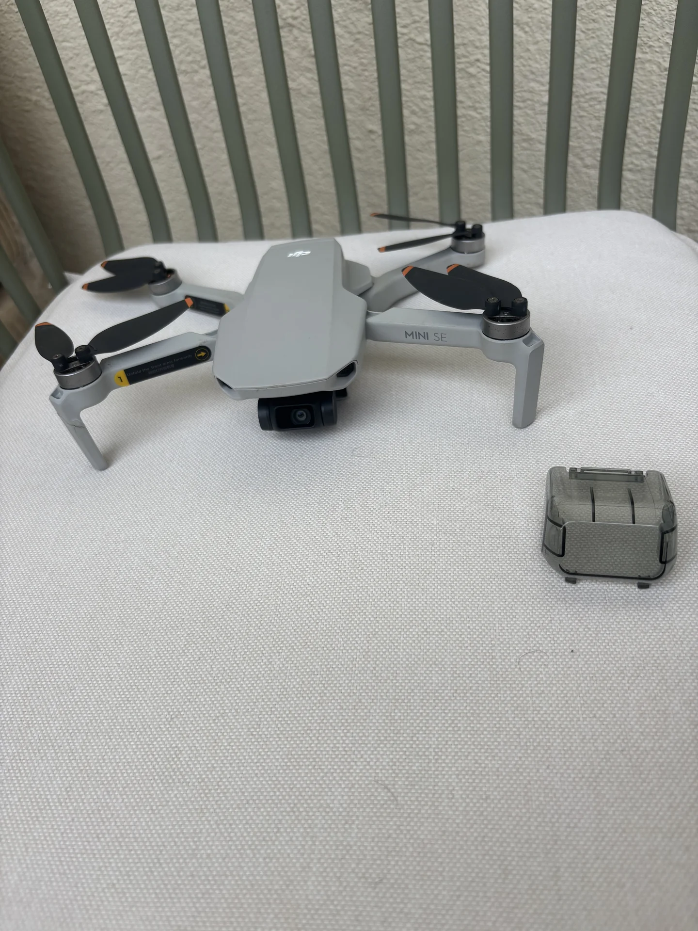 Дрон DJI Mini SE Fly More Combi - миниатюра 4