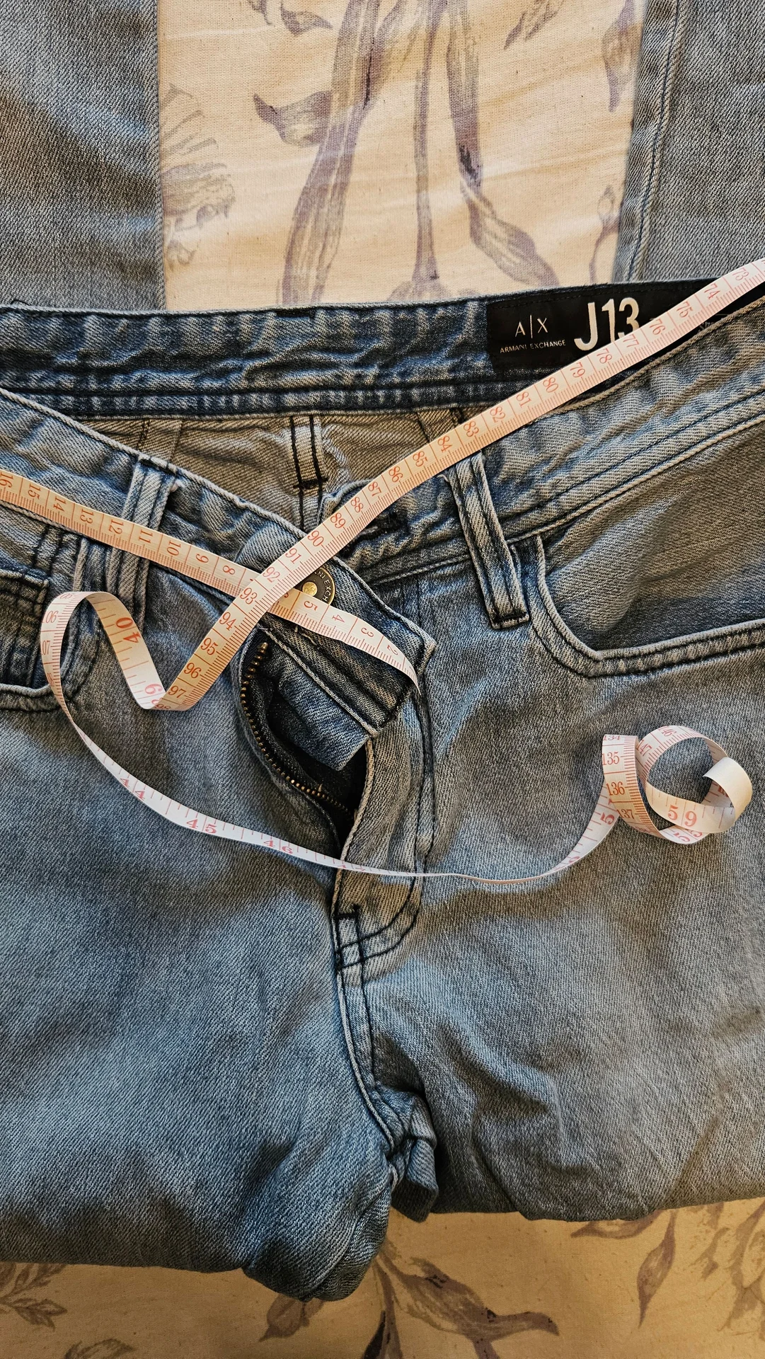 Джинсы Armani Exchange - миниатюра 4