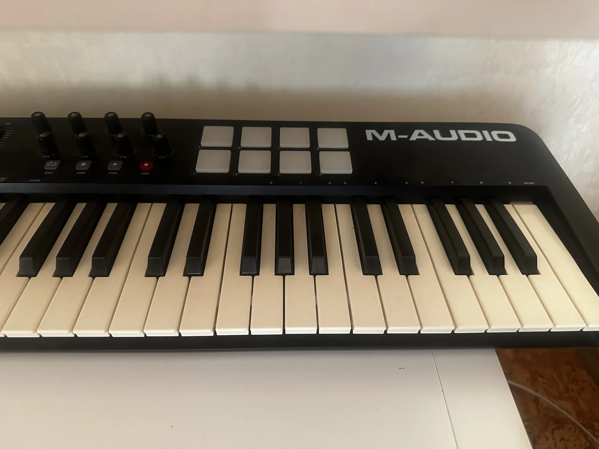 Midi клавиатура m audio 61 - миниатюра 4