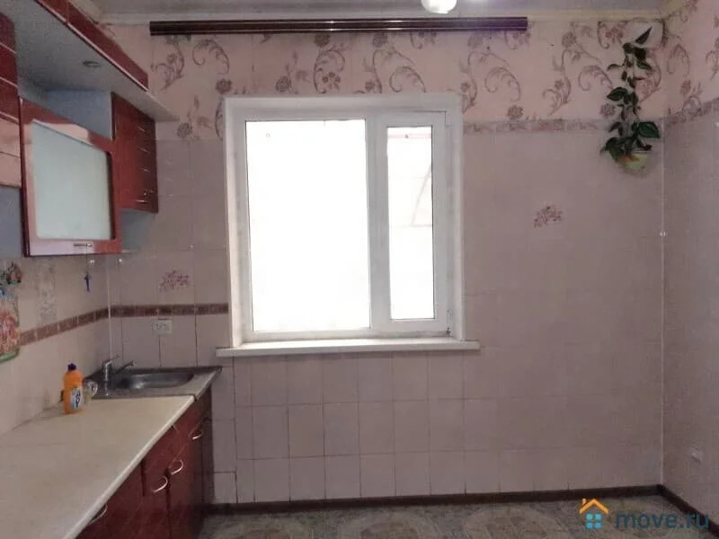 Отличная часть кирпичного дома в Старовеличковской - миниатюра 8