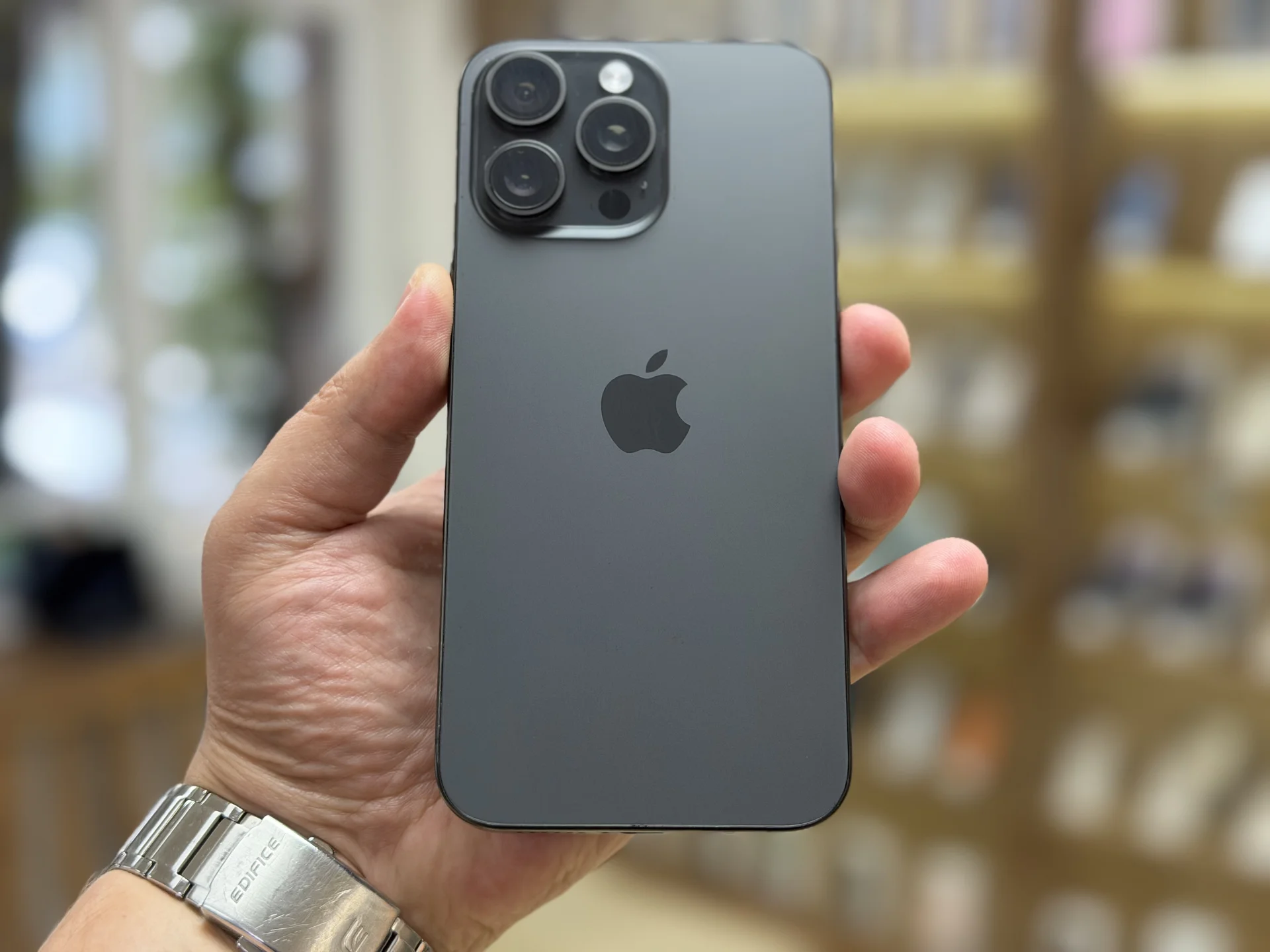 iPhone 15 Pro Max 256gb - изображение 1