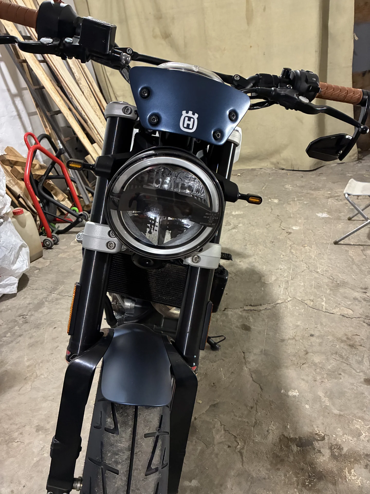 мотоцикл Husqvarna 401 - миниатюра 9