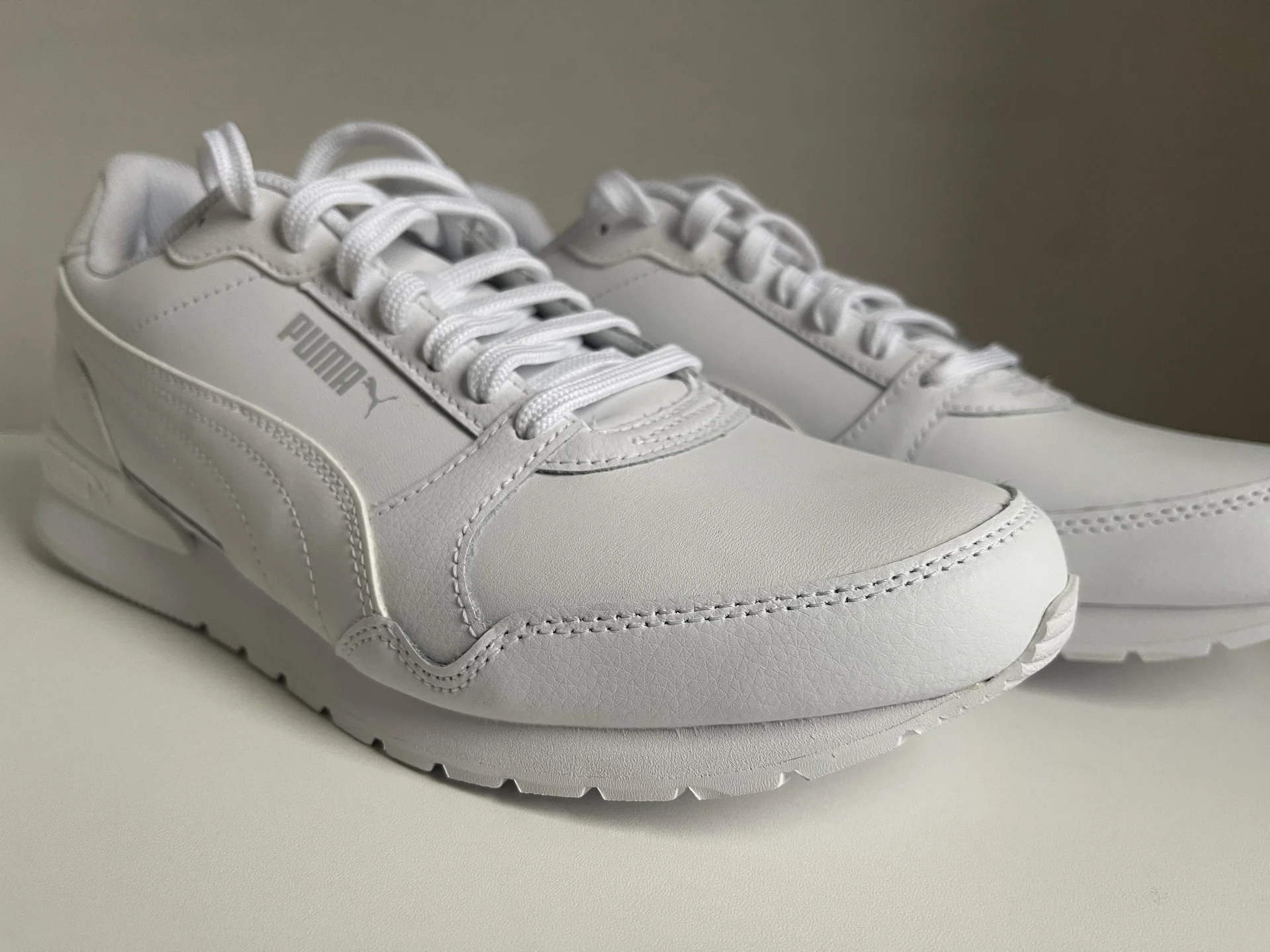 Кроссовки Puma ST Runner White - миниатюра 3