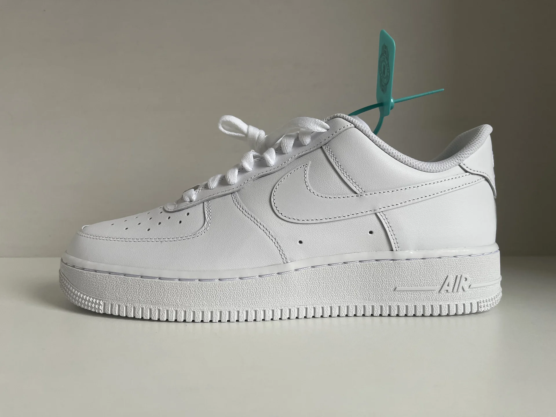 Кроссовки Nika Air Force 1 Low White - изображение 1