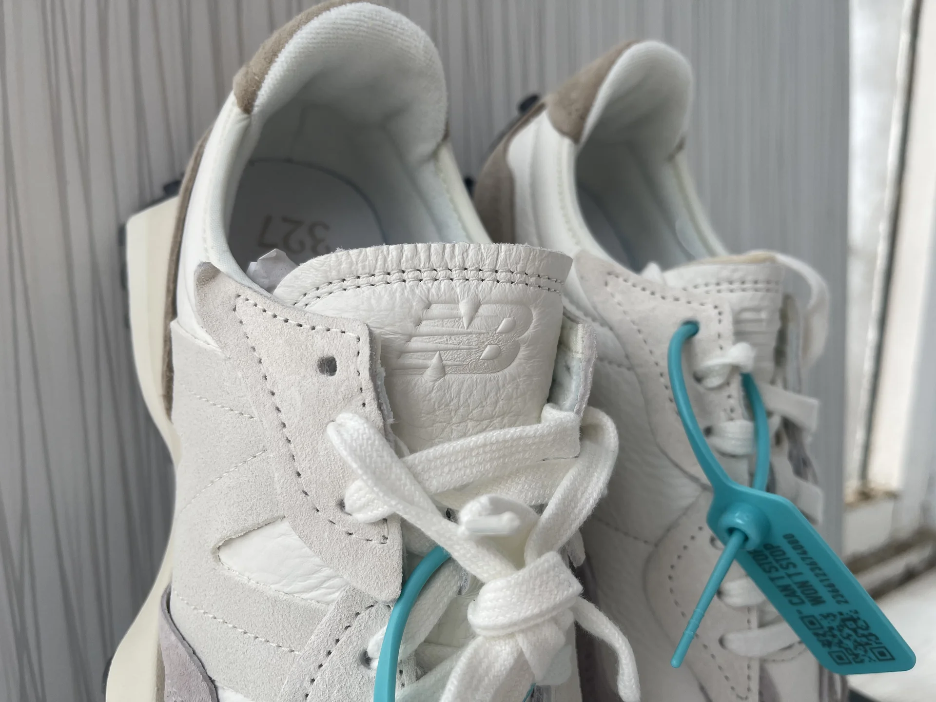 Кроссовки New Balance 327 - миниатюра 4