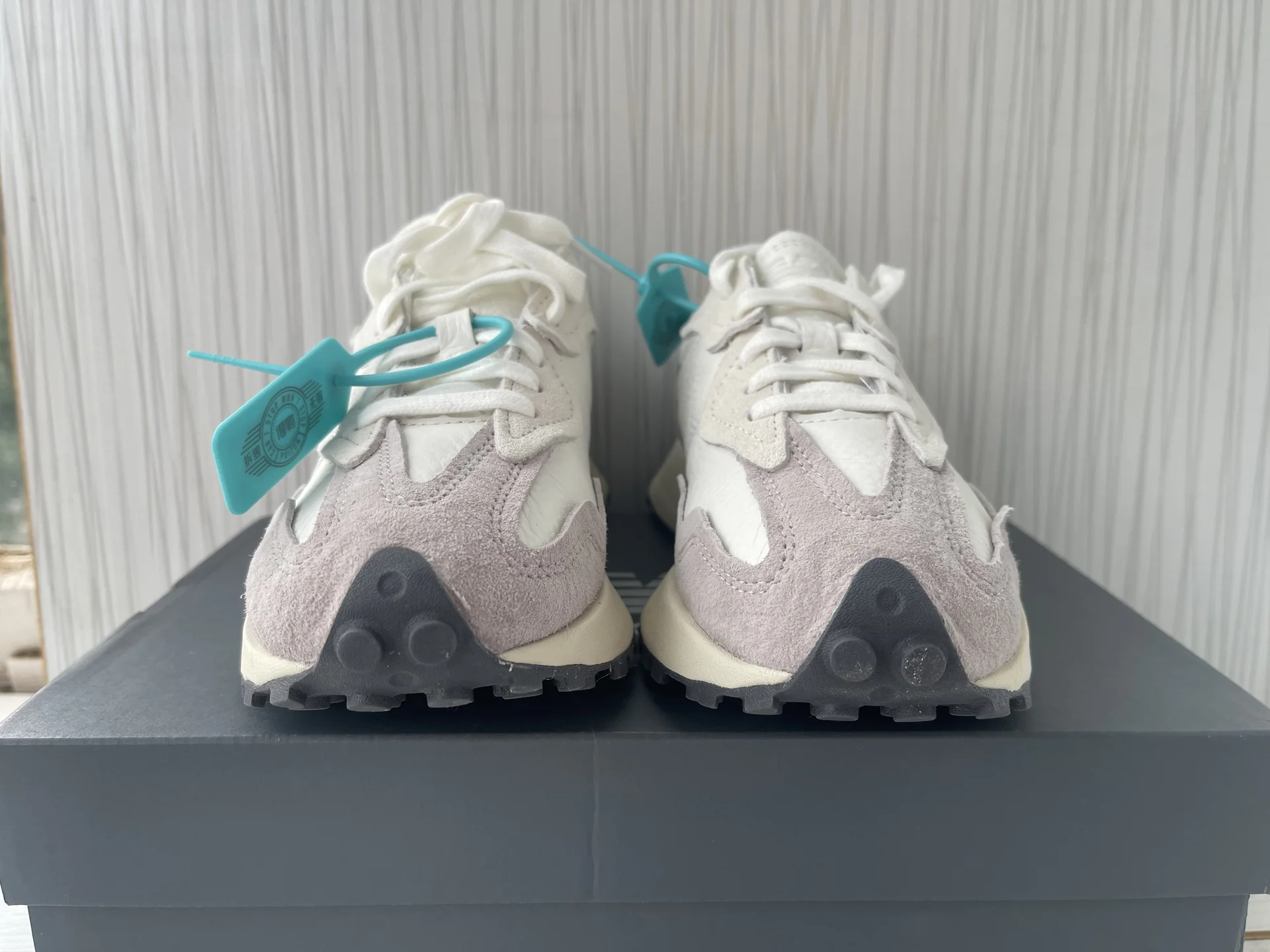 Кроссовки New Balance 327 - миниатюра 6