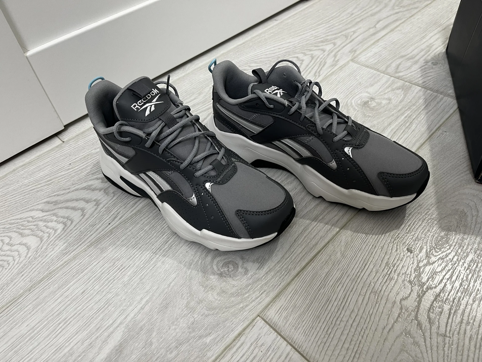 Reebok кроссвки - миниатюра 2