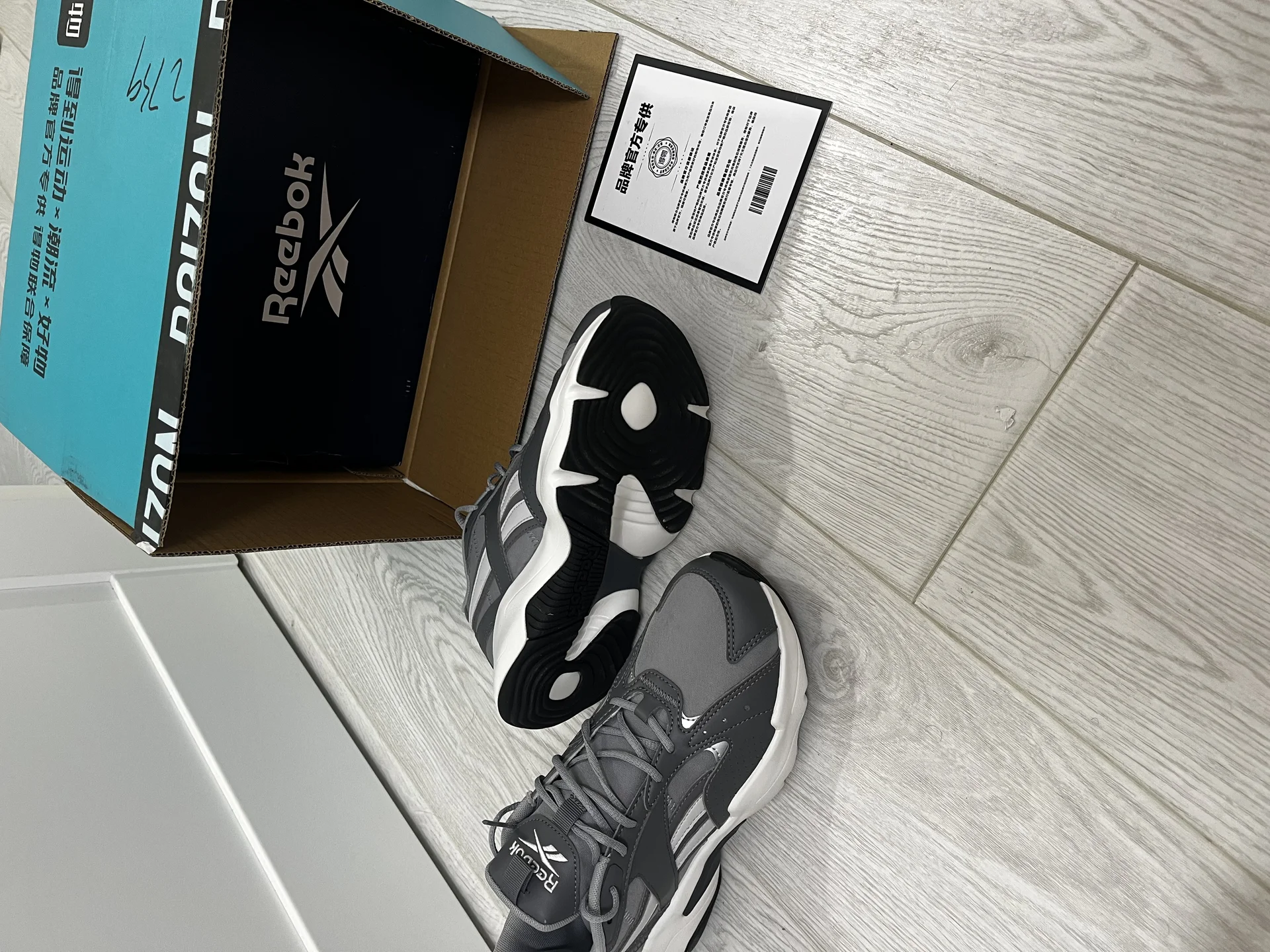 Reebok кроссвки - миниатюра 3