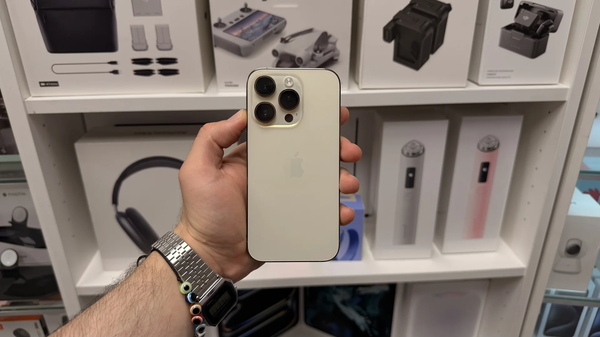 iPhone 14 Pro 256gb Desert sim+esim - изображение 1