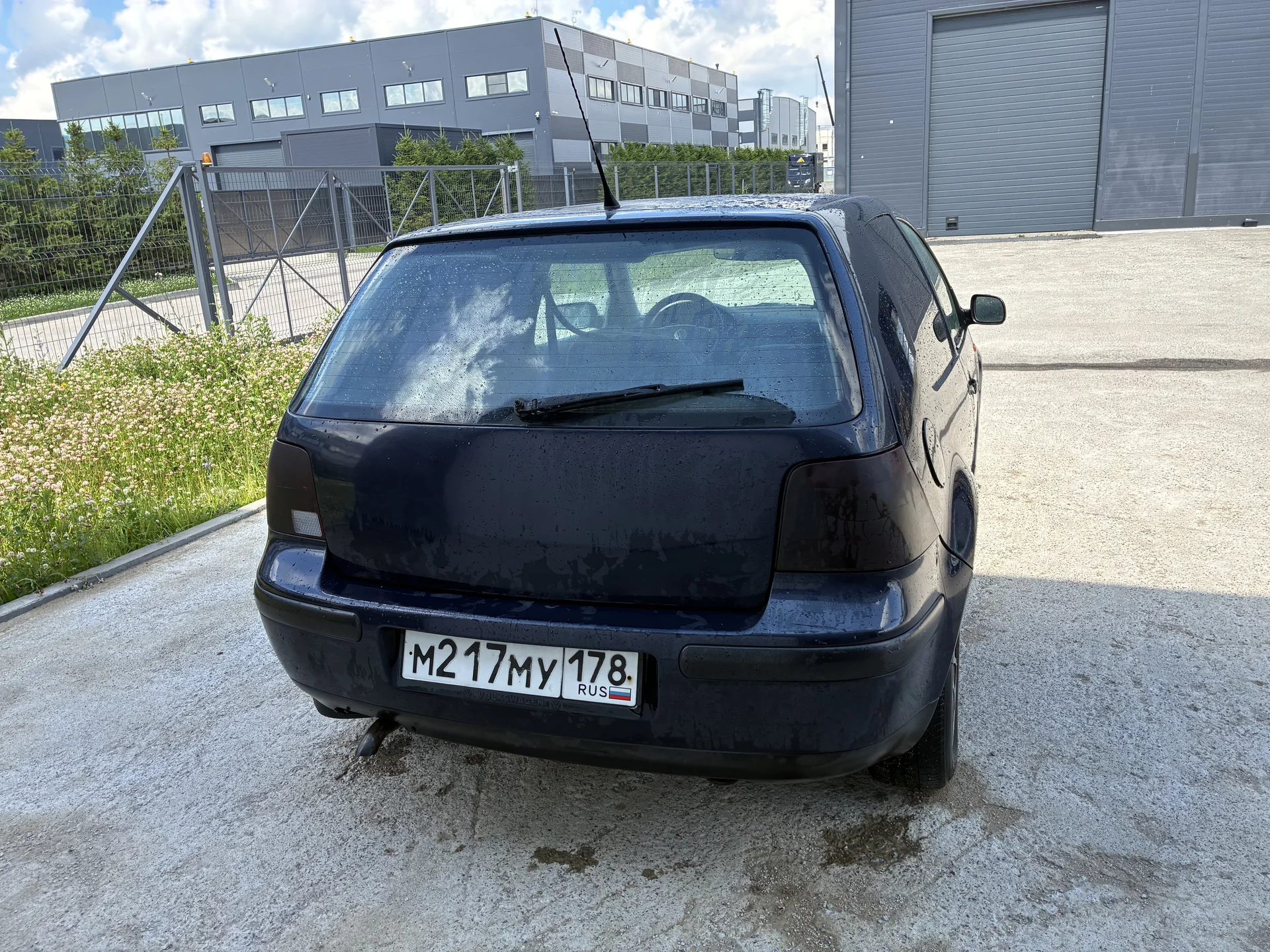 Volkswagen Golf 1.4 МТ, 1998, 217 751 км - миниатюра 3