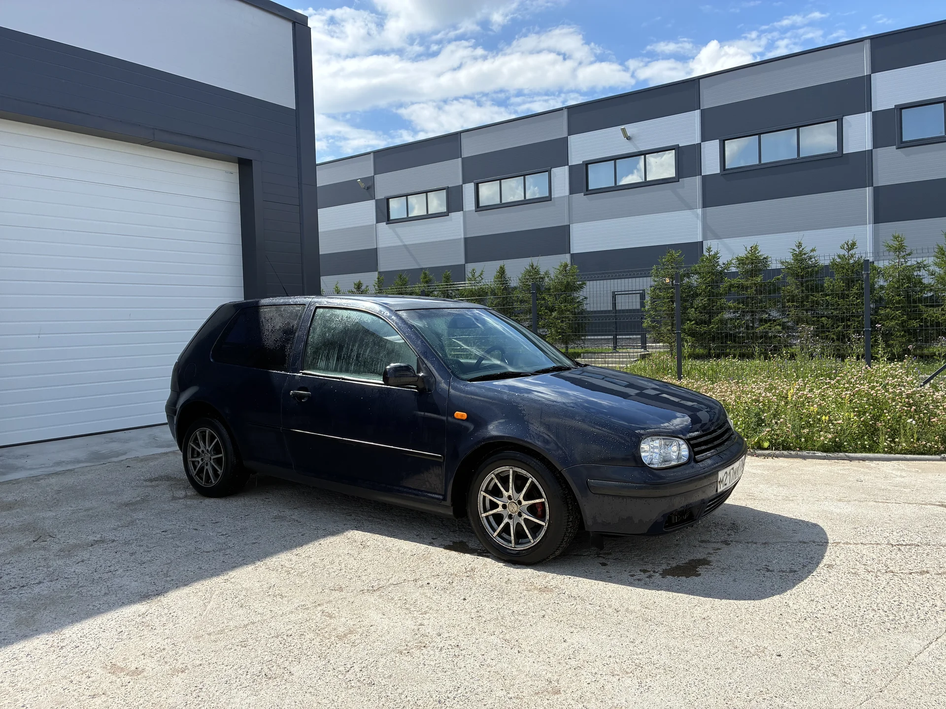 Volkswagen Golf 1.4 МТ, 1998, 217 751 км - миниатюра 5