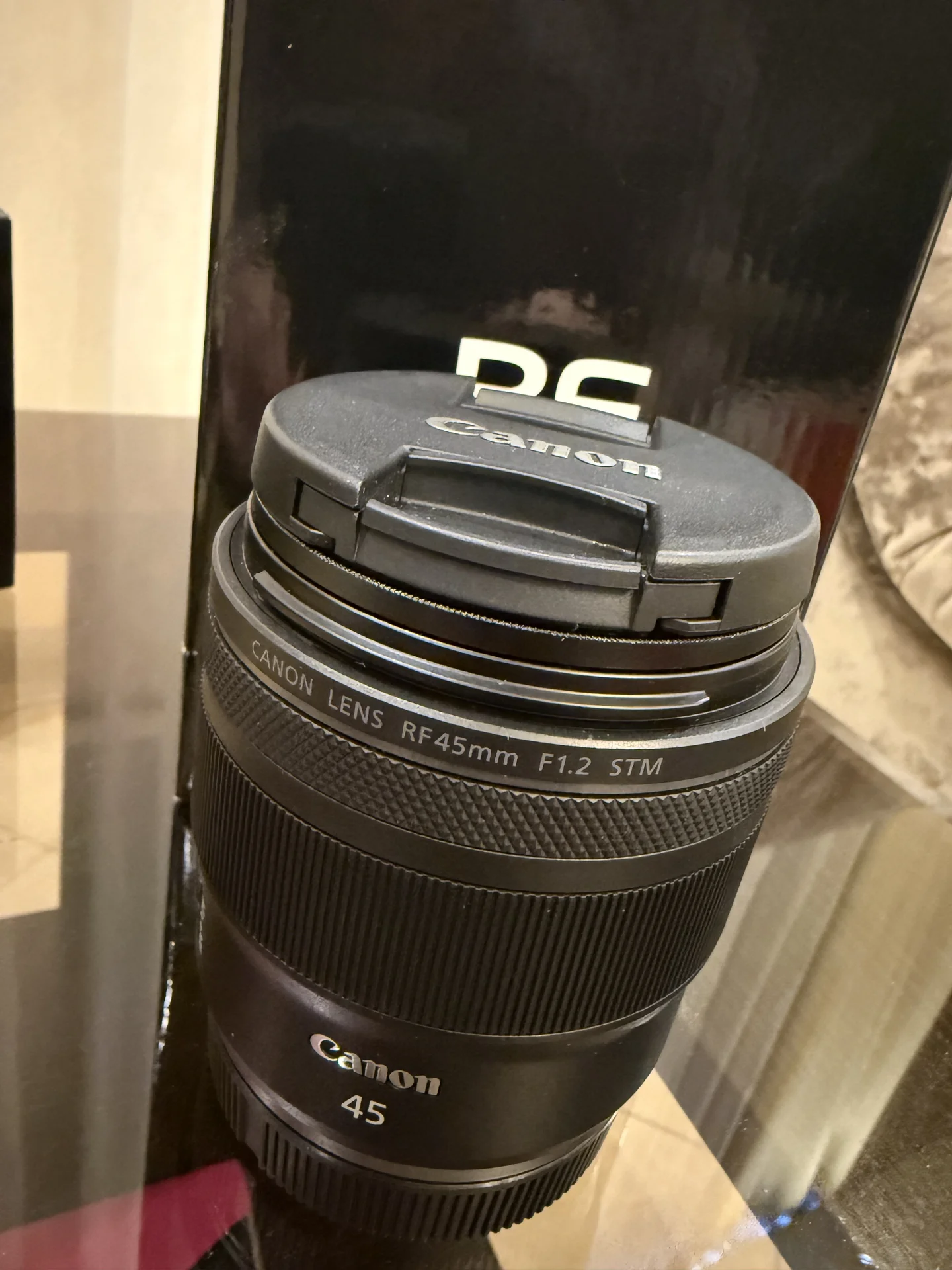 Объектив canon RF 45 (1.2) - миниатюра 2