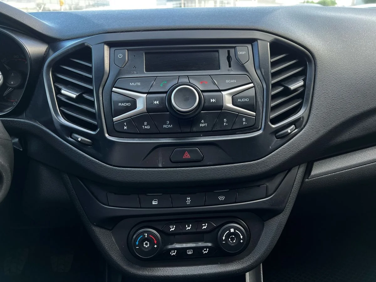 Lada (ВАЗ) Vesta I, 2019 - миниатюра 15
