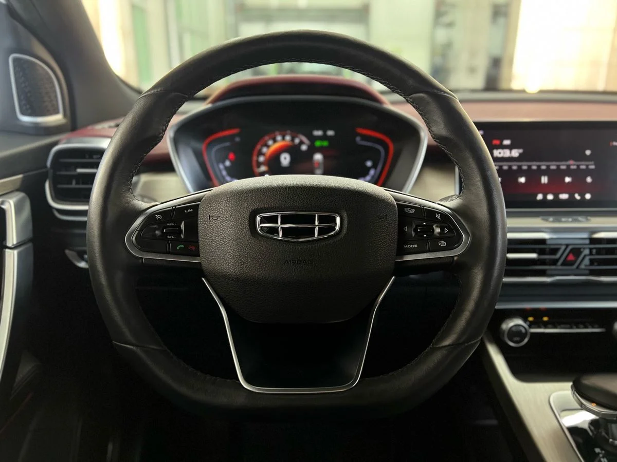 Geely Coolray I, 2023 - миниатюра 11