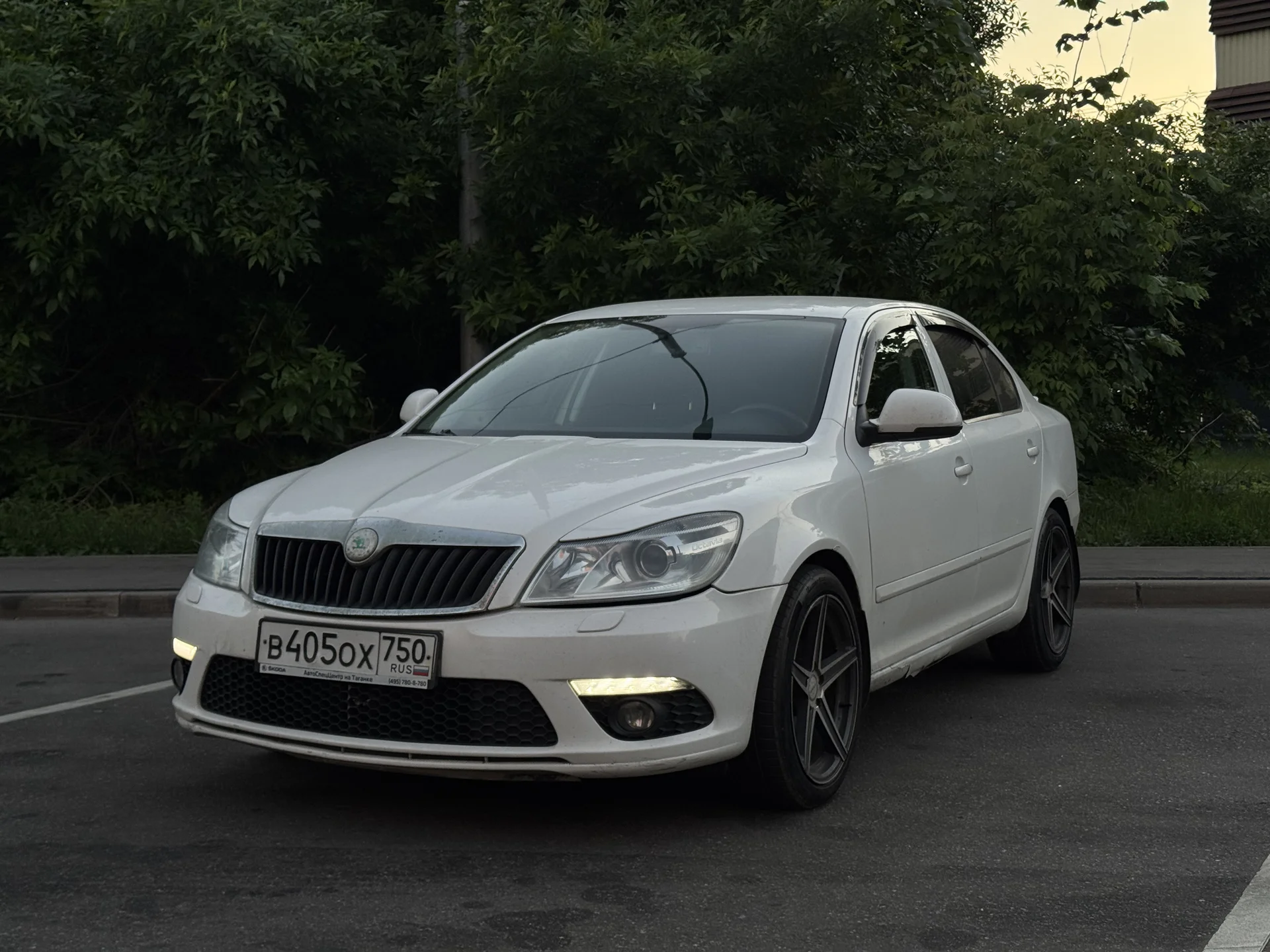 Skoda Octavia 1.8 AMT - изображение 1