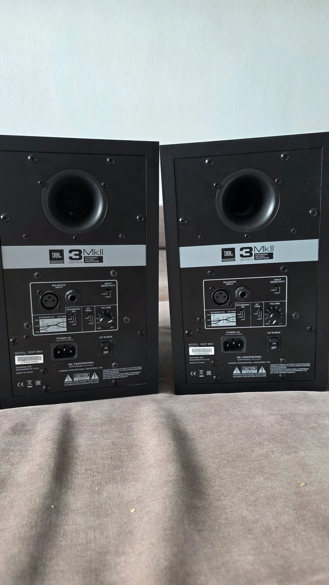 Студийные мониторы JBL 305P MKII - миниатюра 2