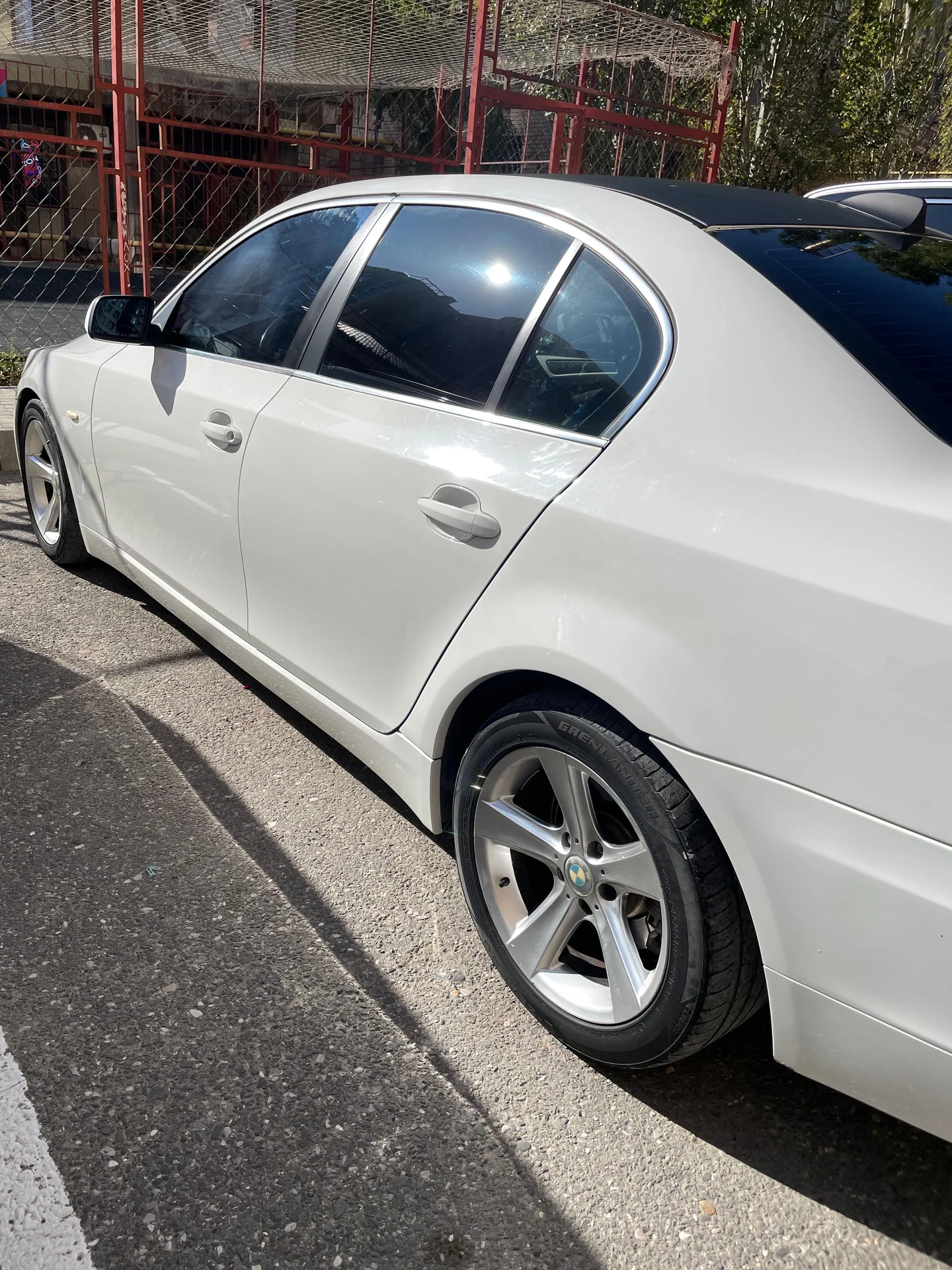 BMW 5 серия е60 - миниатюра 5