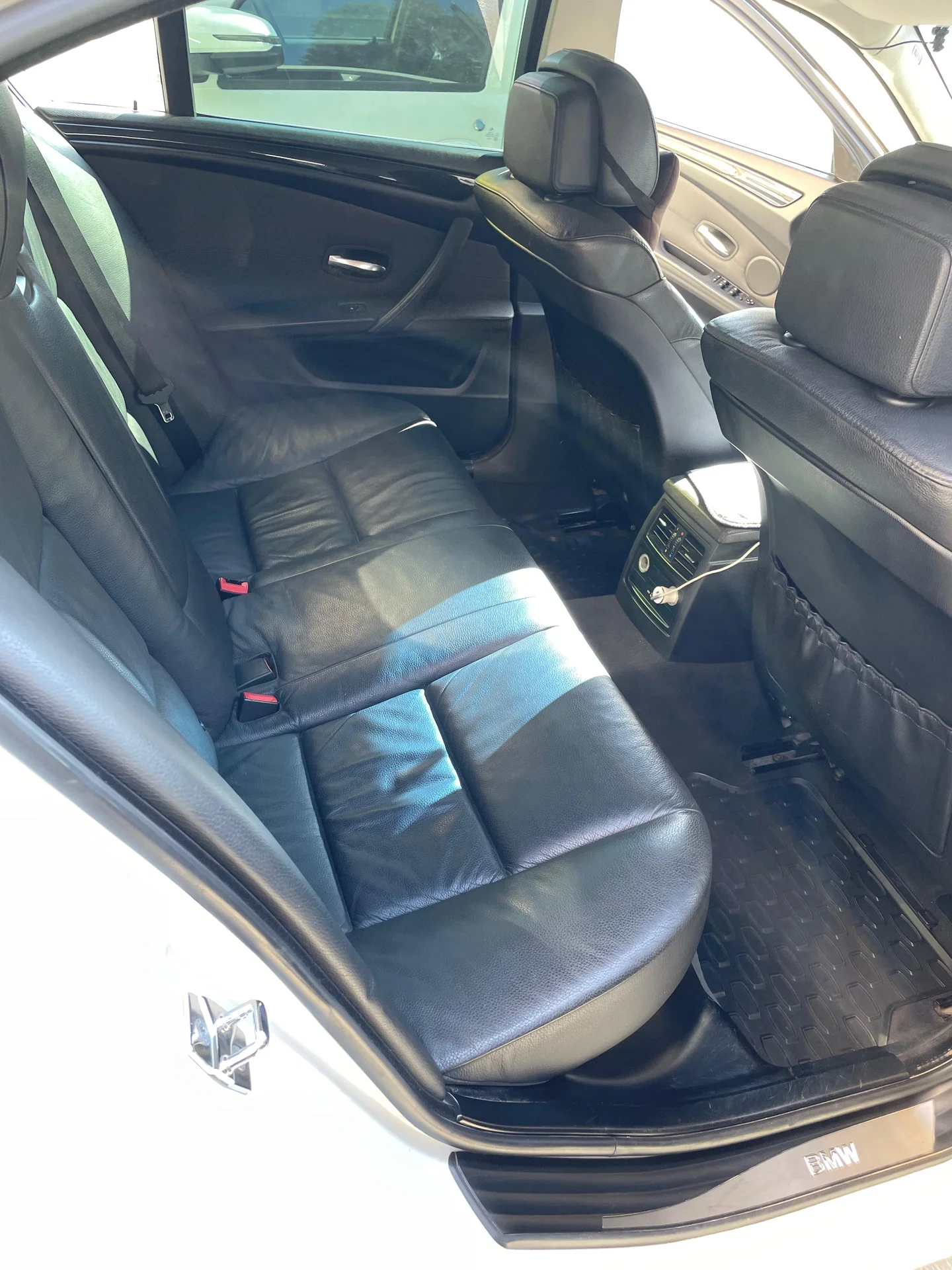BMW 5 серия е60 - миниатюра 6