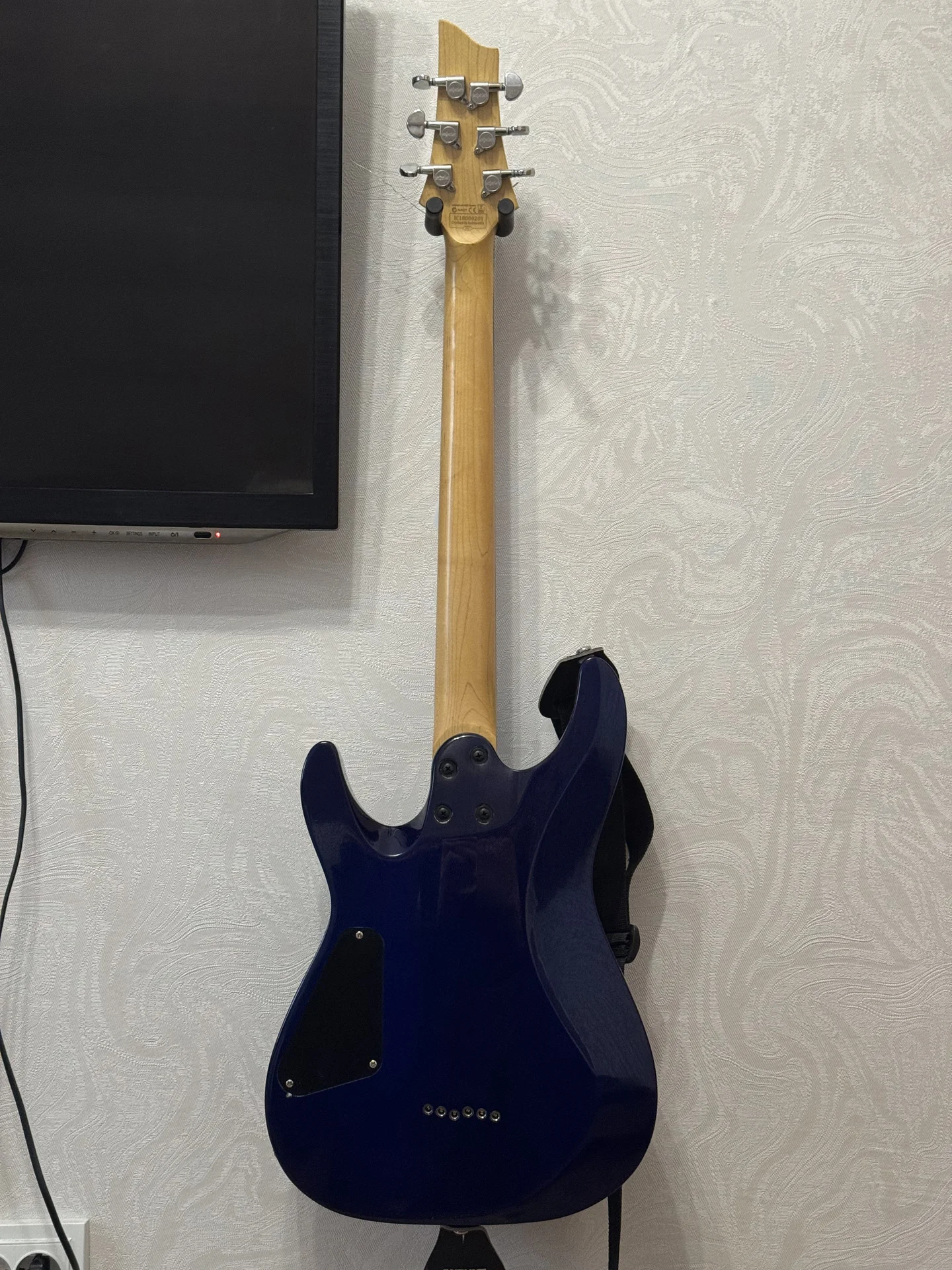 Электрогитара Schecter - миниатюра 5