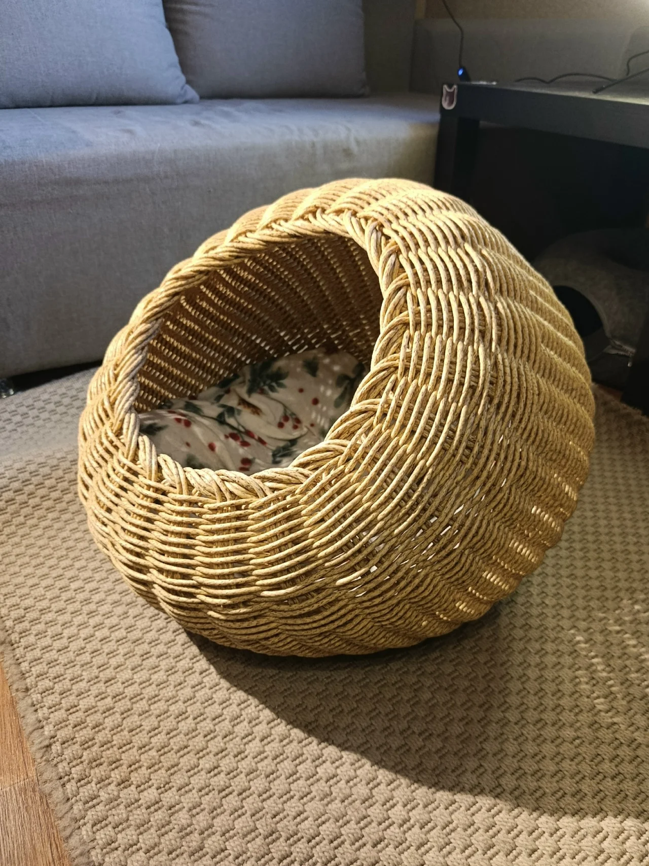 Домик из ротанга для кошки, маленькой собачки - миниатюра 4