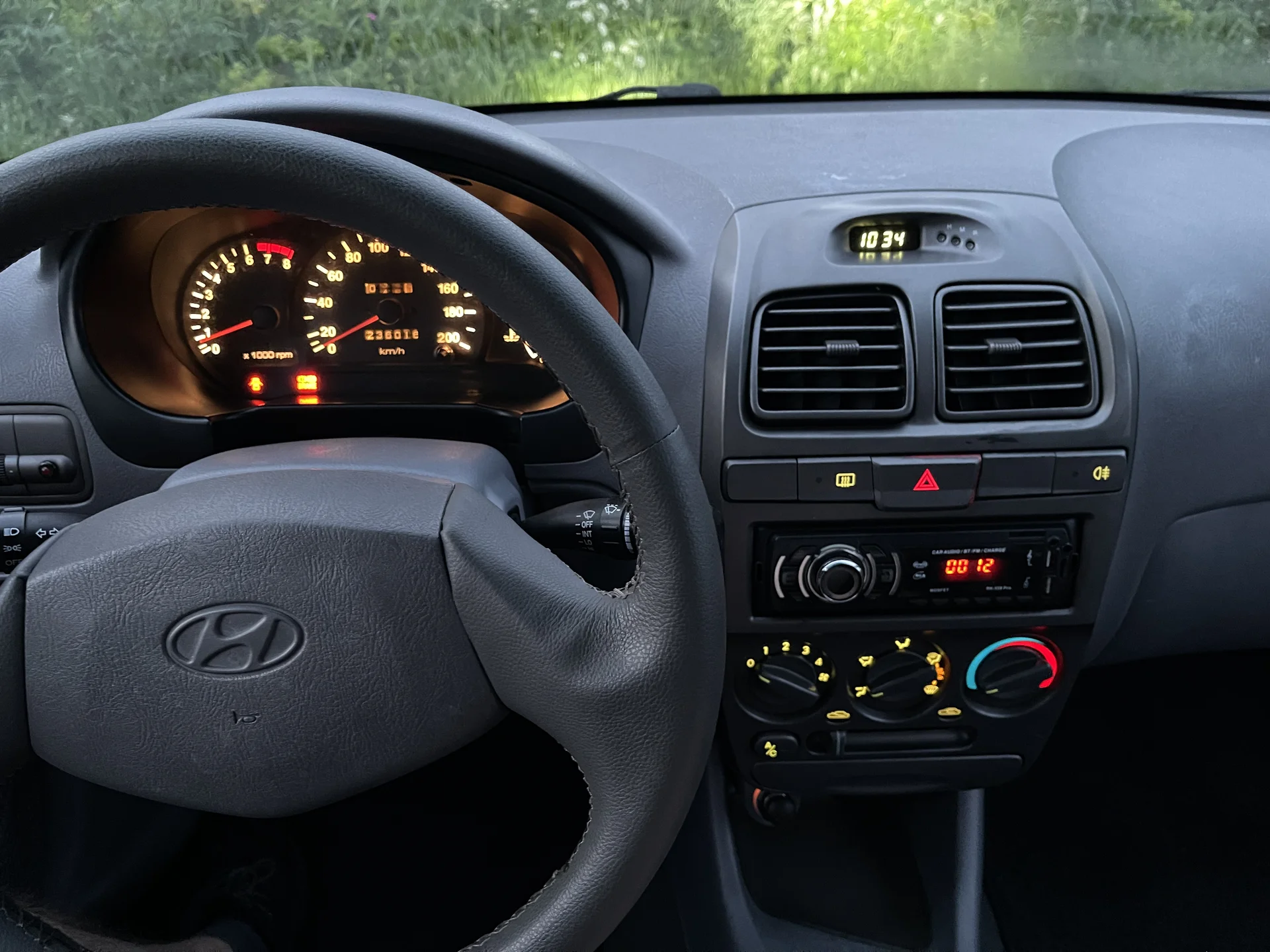 Hyundai Accent - миниатюра 7