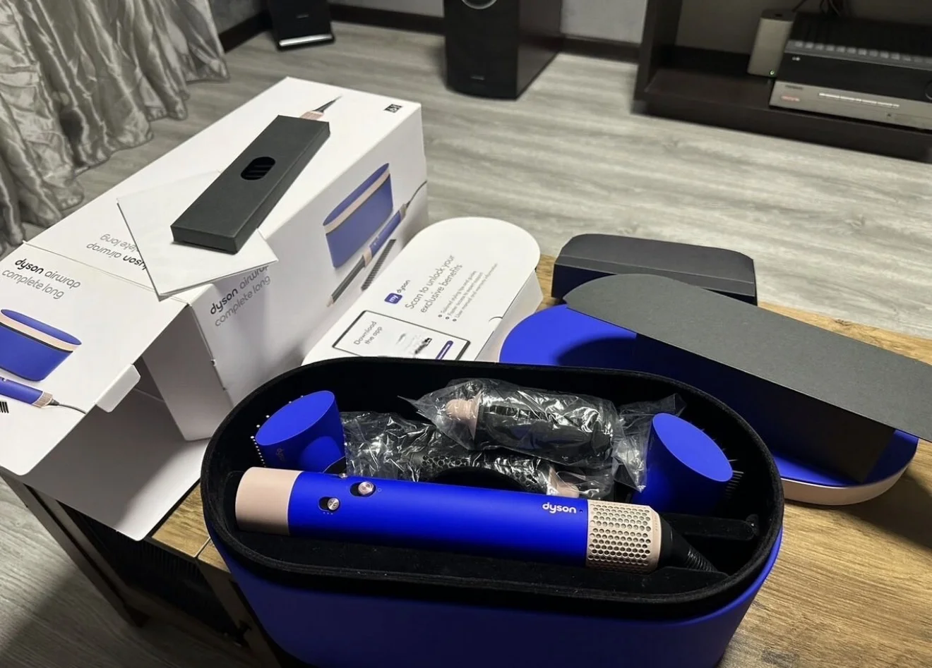 Фен-стайлер Dyson Airwrap complete long HS05 - миниатюра 4