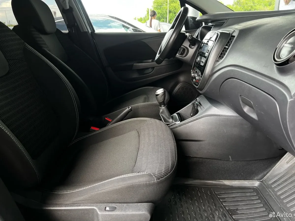 Renault Kaptur 1.6 MT, 2020 - миниатюра 7