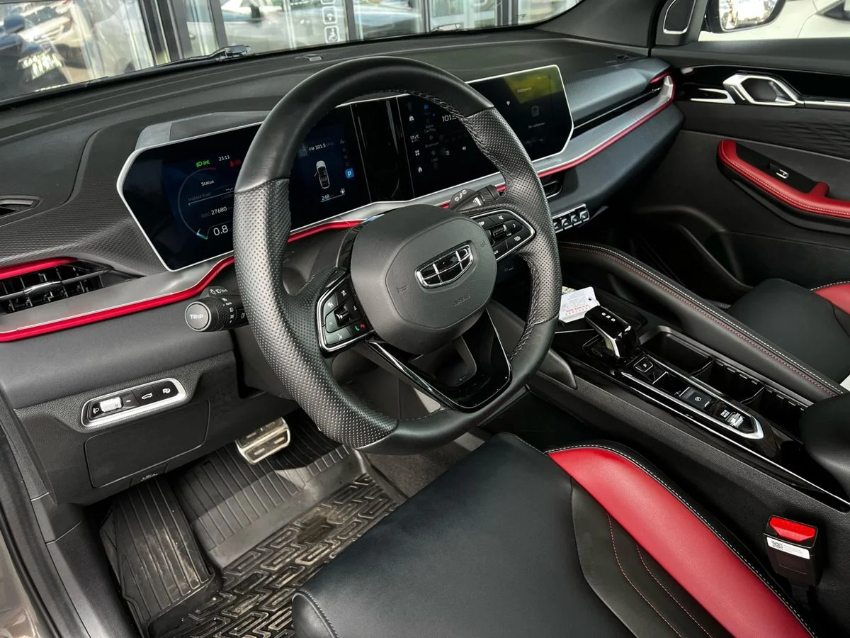 Geely Coolray I Рестайлинг, 2024 - миниатюра 11