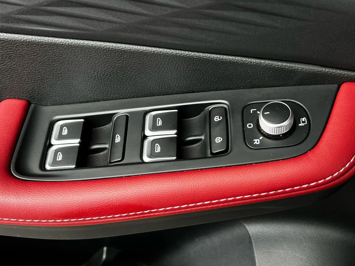 Geely Coolray I Рестайлинг, 2024 - миниатюра 16