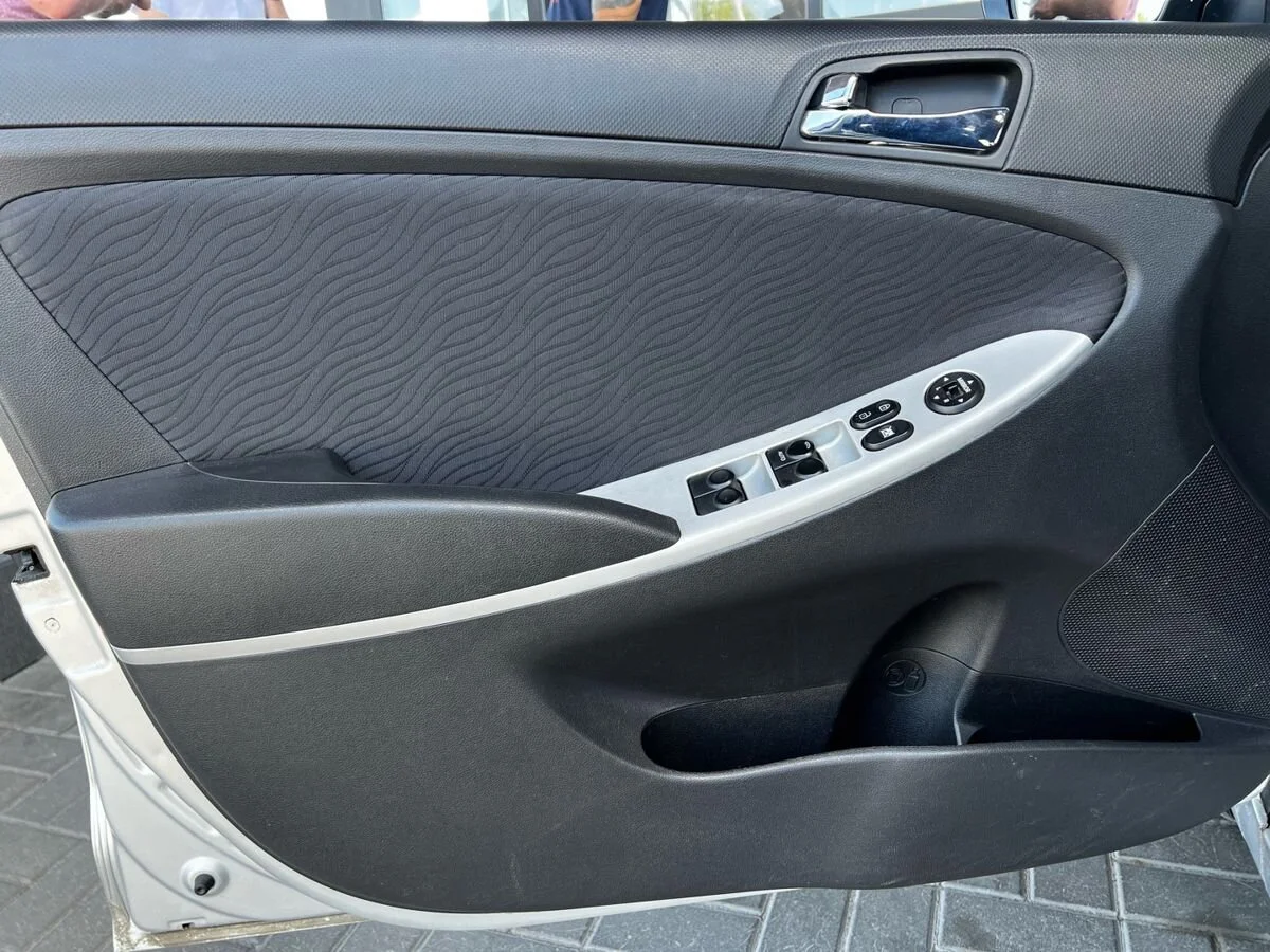 Hyundai Solaris I, 2012 - миниатюра 11
