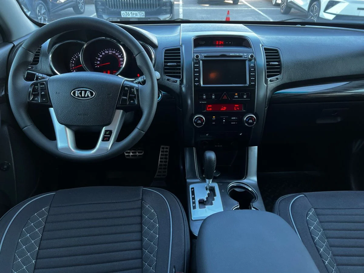 Kia Sorento II, 2011 - миниатюра 13