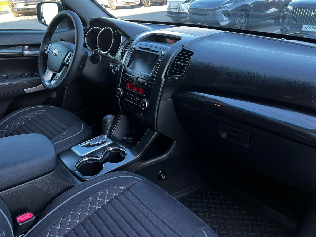 Kia Sorento II, 2011 - миниатюра 15