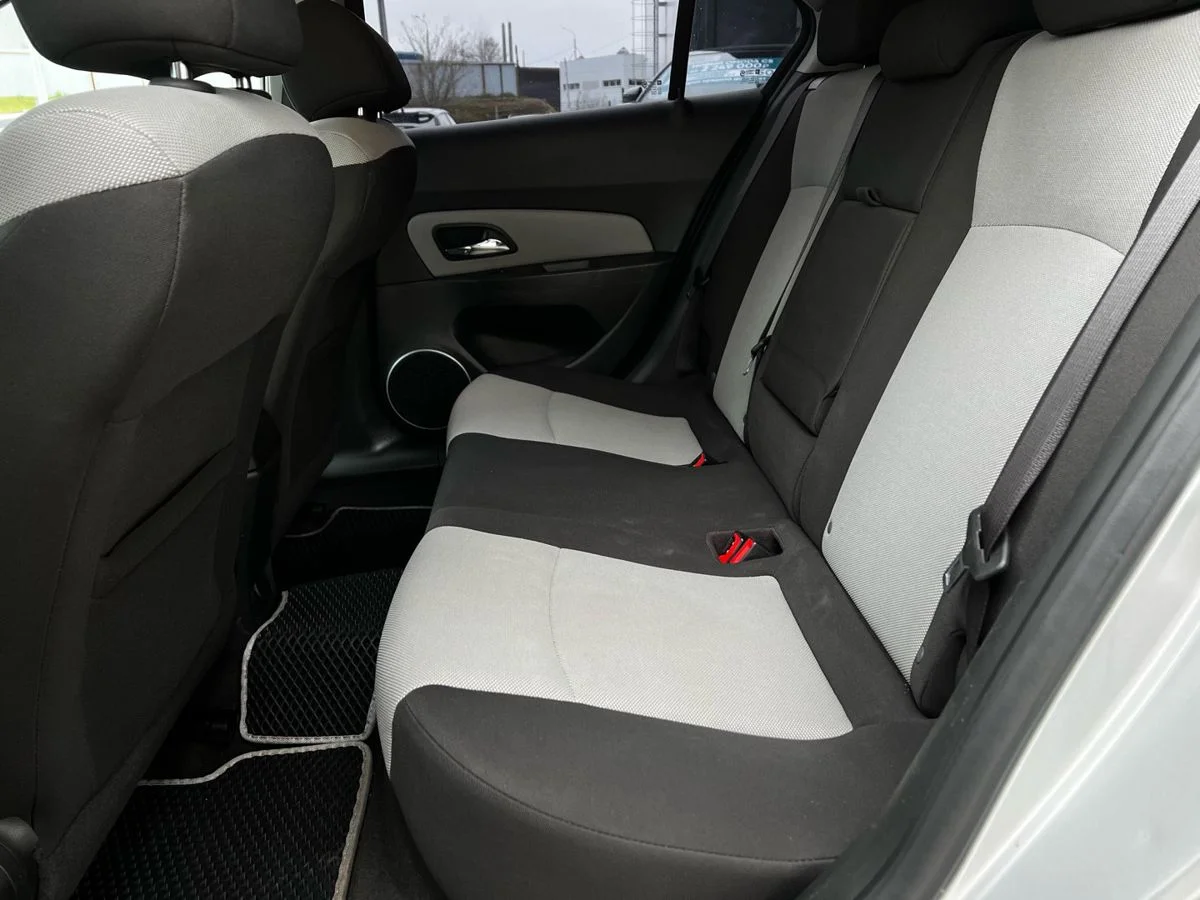 Chevrolet Cruze I Рестайлинг, 2013 - миниатюра 17