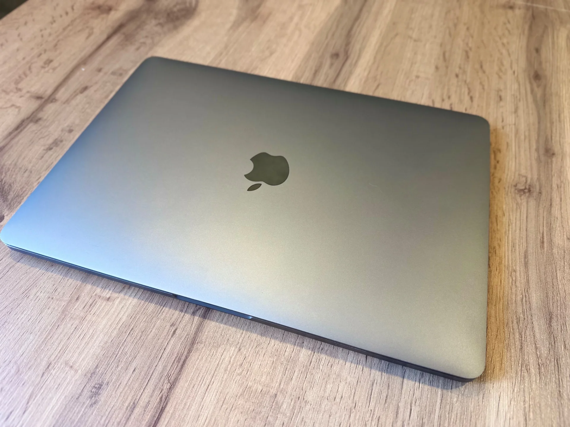 MacBook Pro 13” (2020) i5/16Gb/1Tb - миниатюра 2