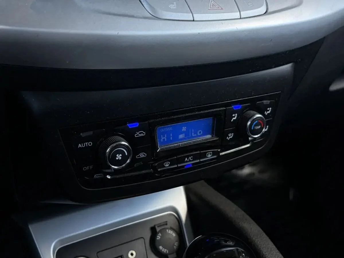 JAC REFINE S3 - миниатюра 8