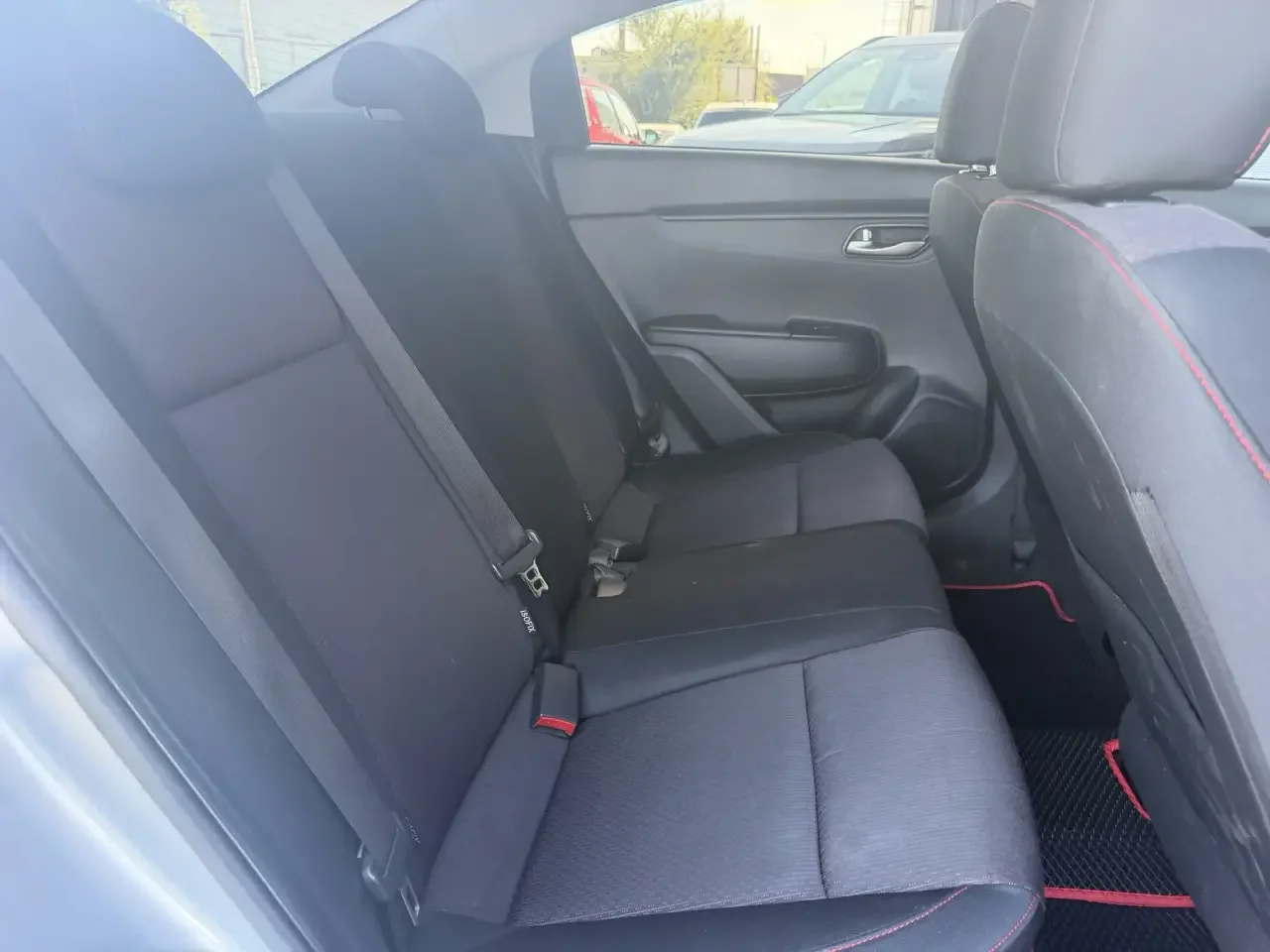 Kia RIO 2021 - миниатюра 20