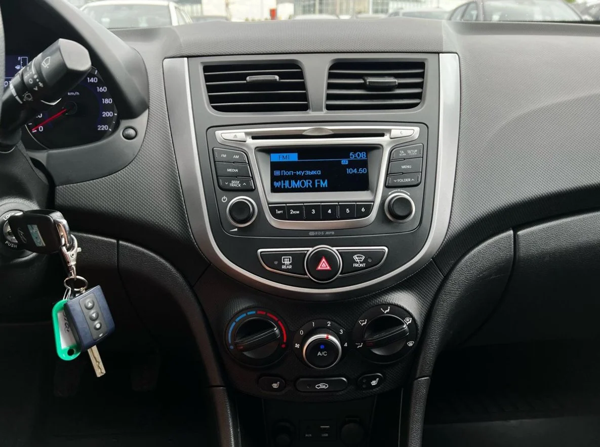 Hyundai Solaris I Рестайлинг, 2016 - миниатюра 13