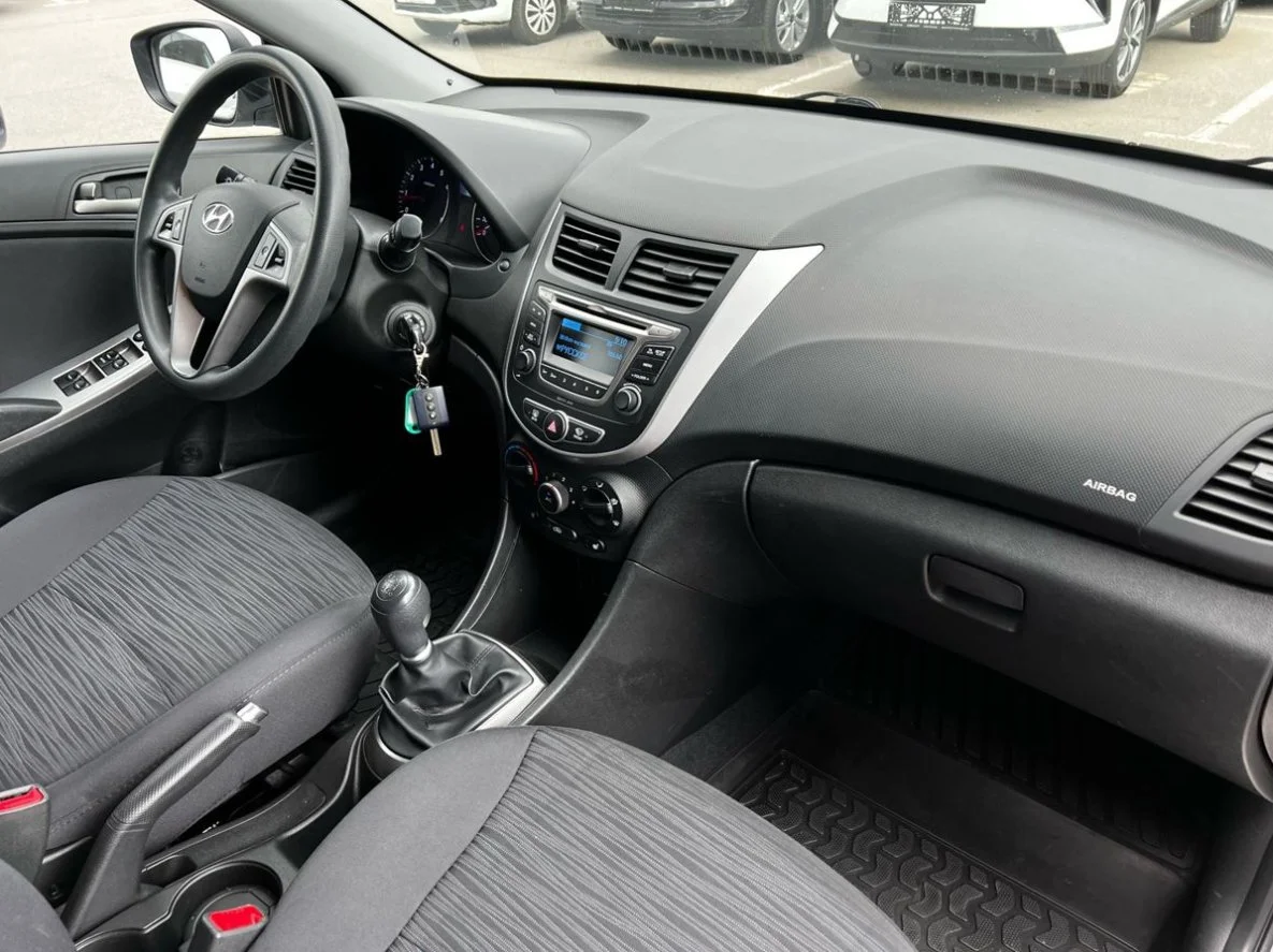 Hyundai Solaris I Рестайлинг, 2016 - миниатюра 22