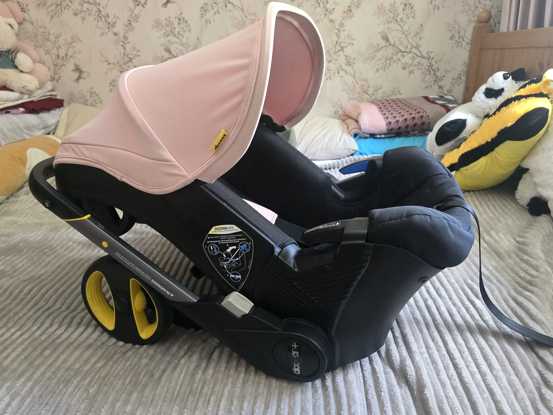 Коляска автокресло doona plus