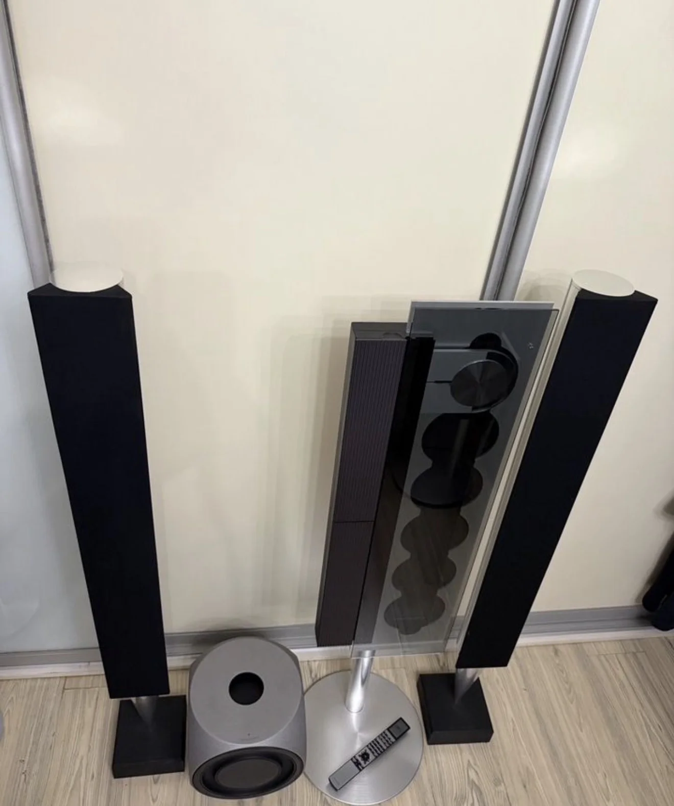 B & O Beosound 9000 / Beolab 2 / beolab 8000 - миниатюра 2