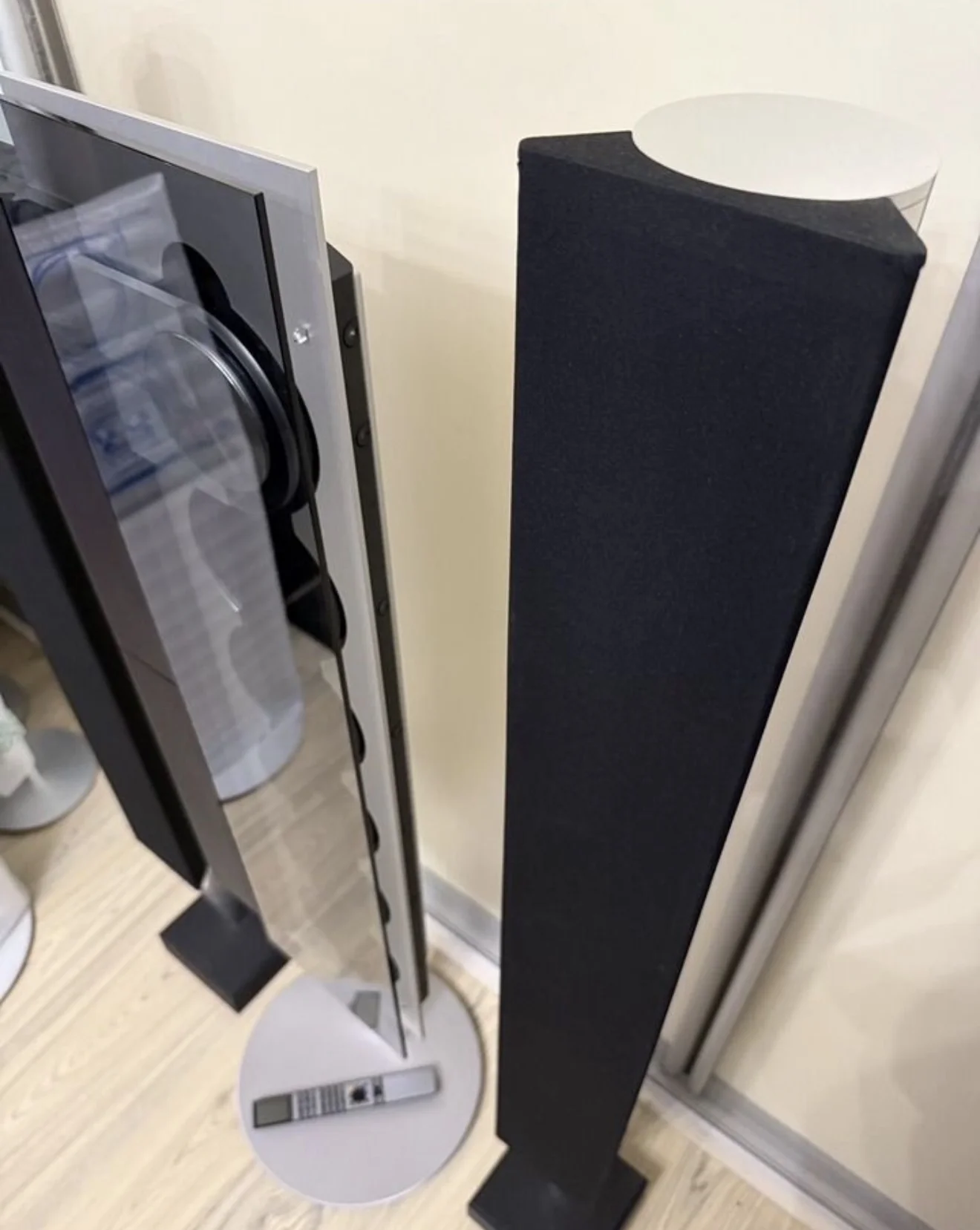 B & O Beosound 9000 (GB) / Beolab 8000 / beo 4 - миниатюра 4