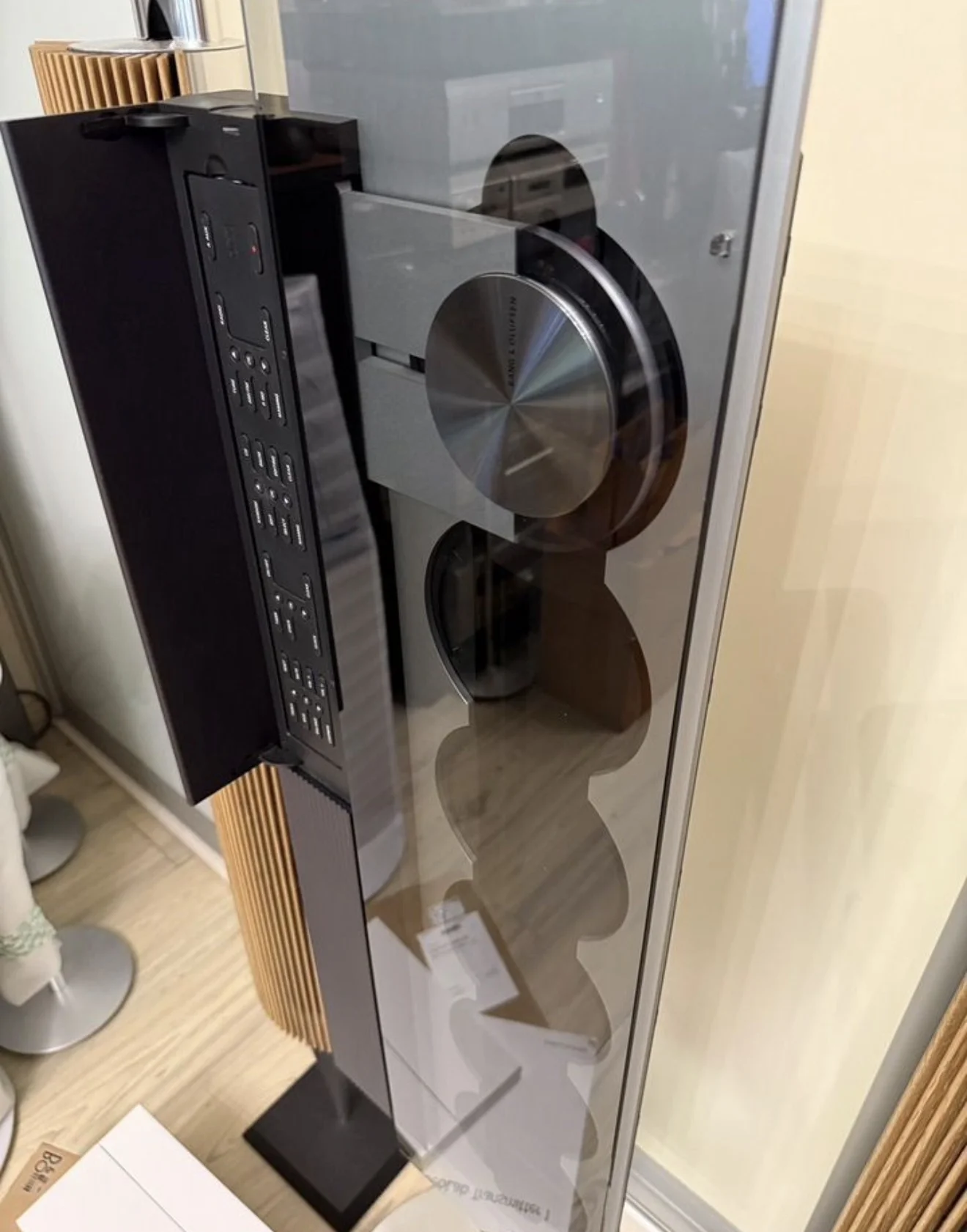 B & O beolab 18 new / beosound 9000 / beo one - миниатюра 5