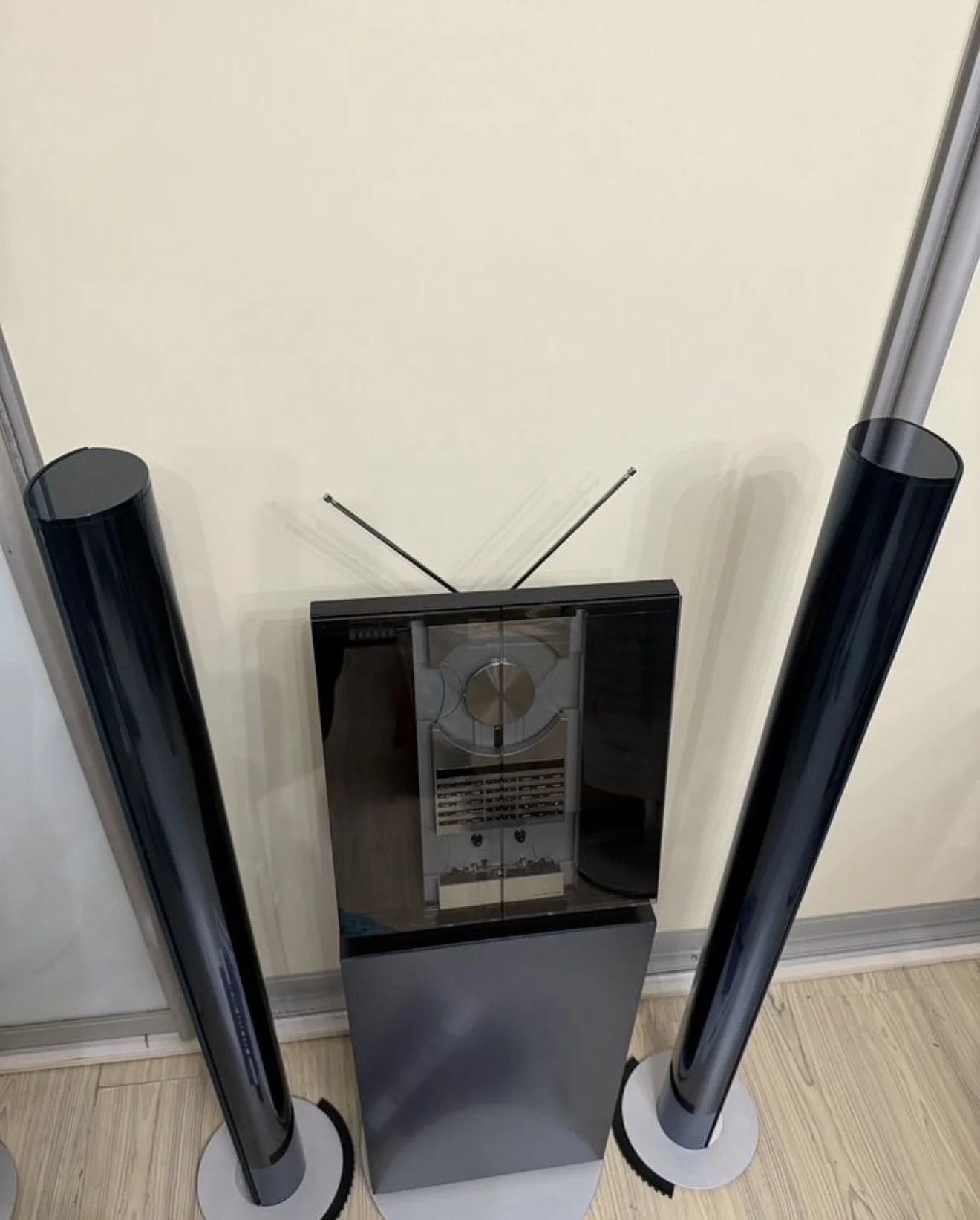 B & O beosound ouverture / beolab 6000 limit green - миниатюра 9