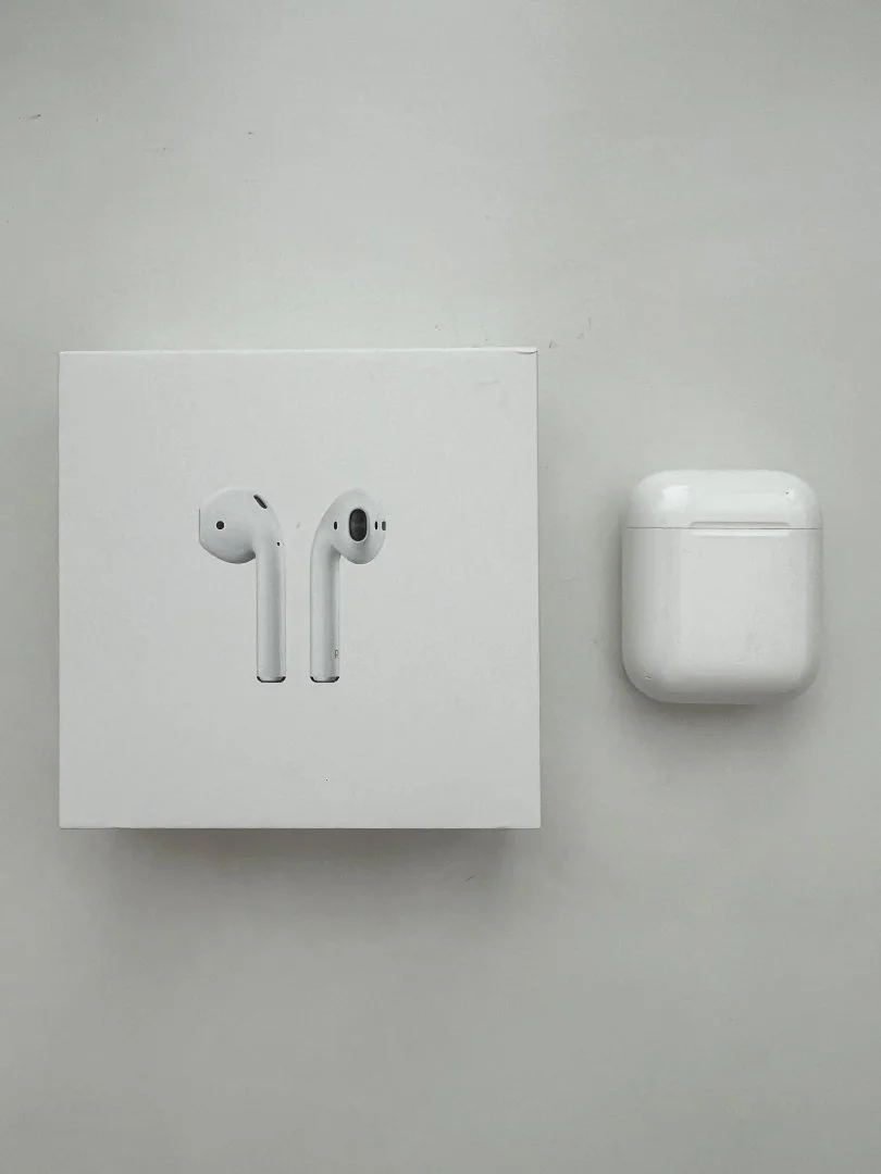 Оригинальные Apple AirPods 2 с кейсом и коробкой - миниатюра 4