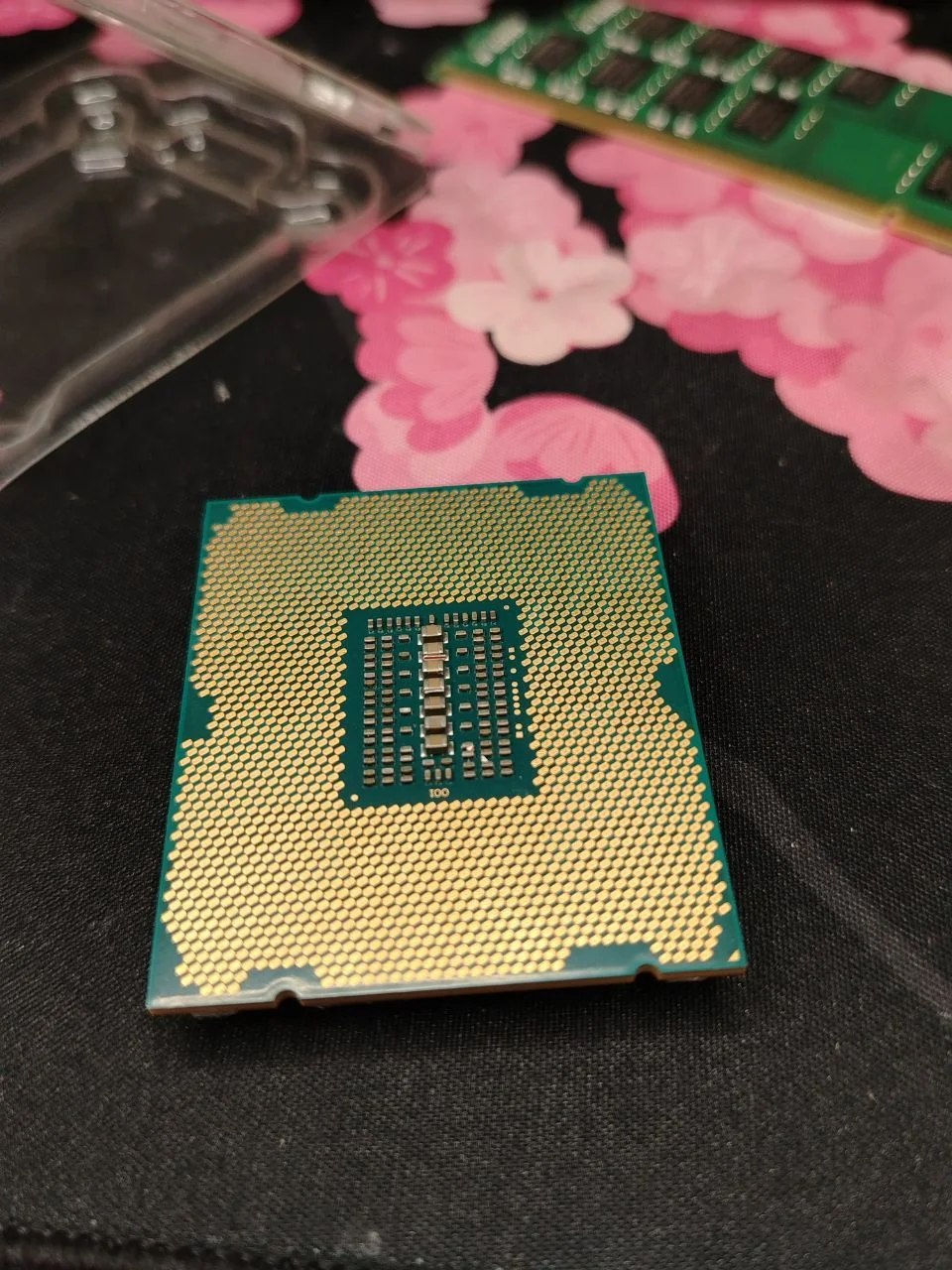 Процессор Xeon E5-2650v2 - миниатюра 3