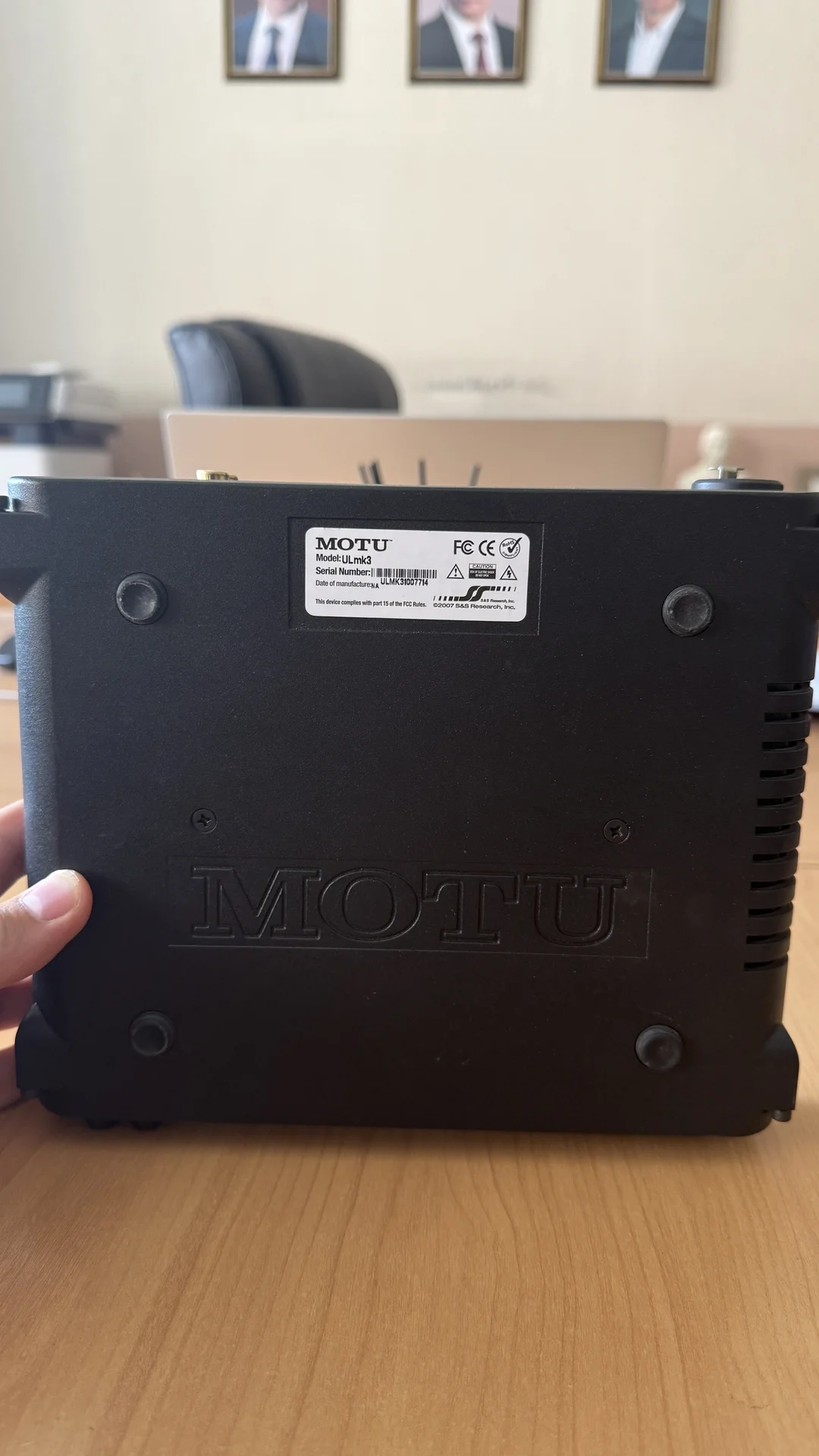 Звуковая карта MOTU ULtralite Mk3 FireWire - миниатюра 4